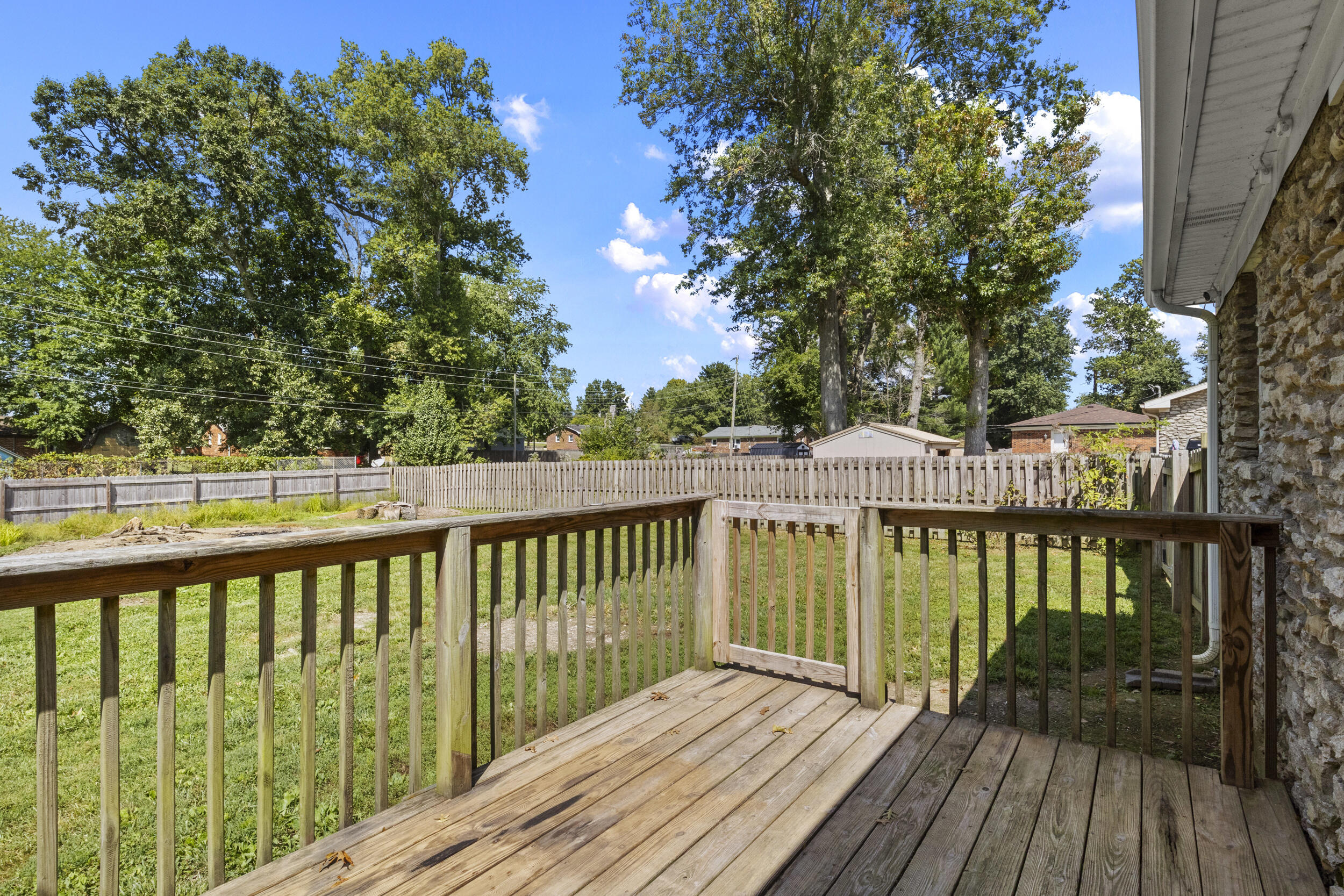 97 Strawberry Lane Property Photo 22