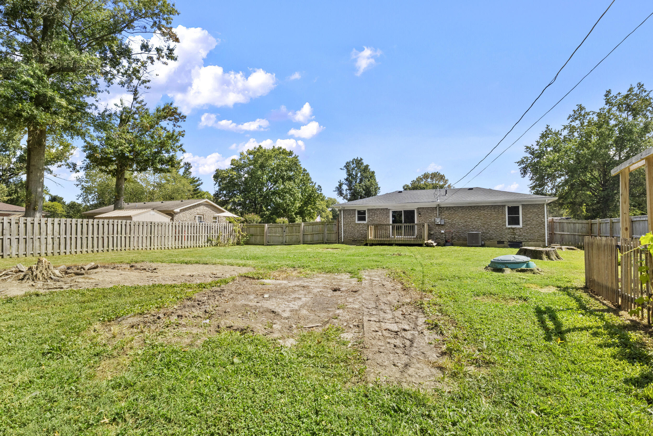 97 Strawberry Lane Property Photo 25