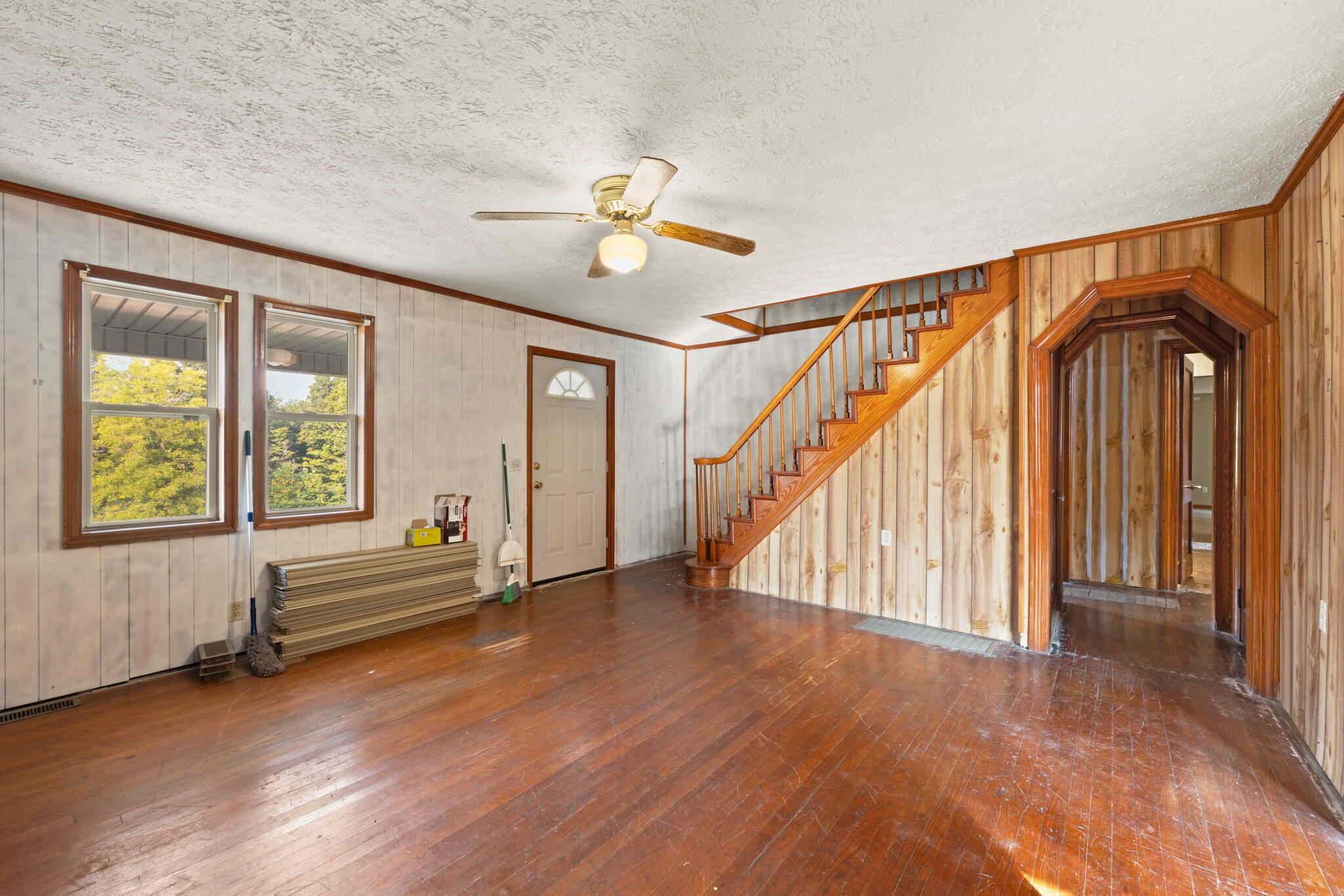 6114 Highway 1546 Property Photo 15