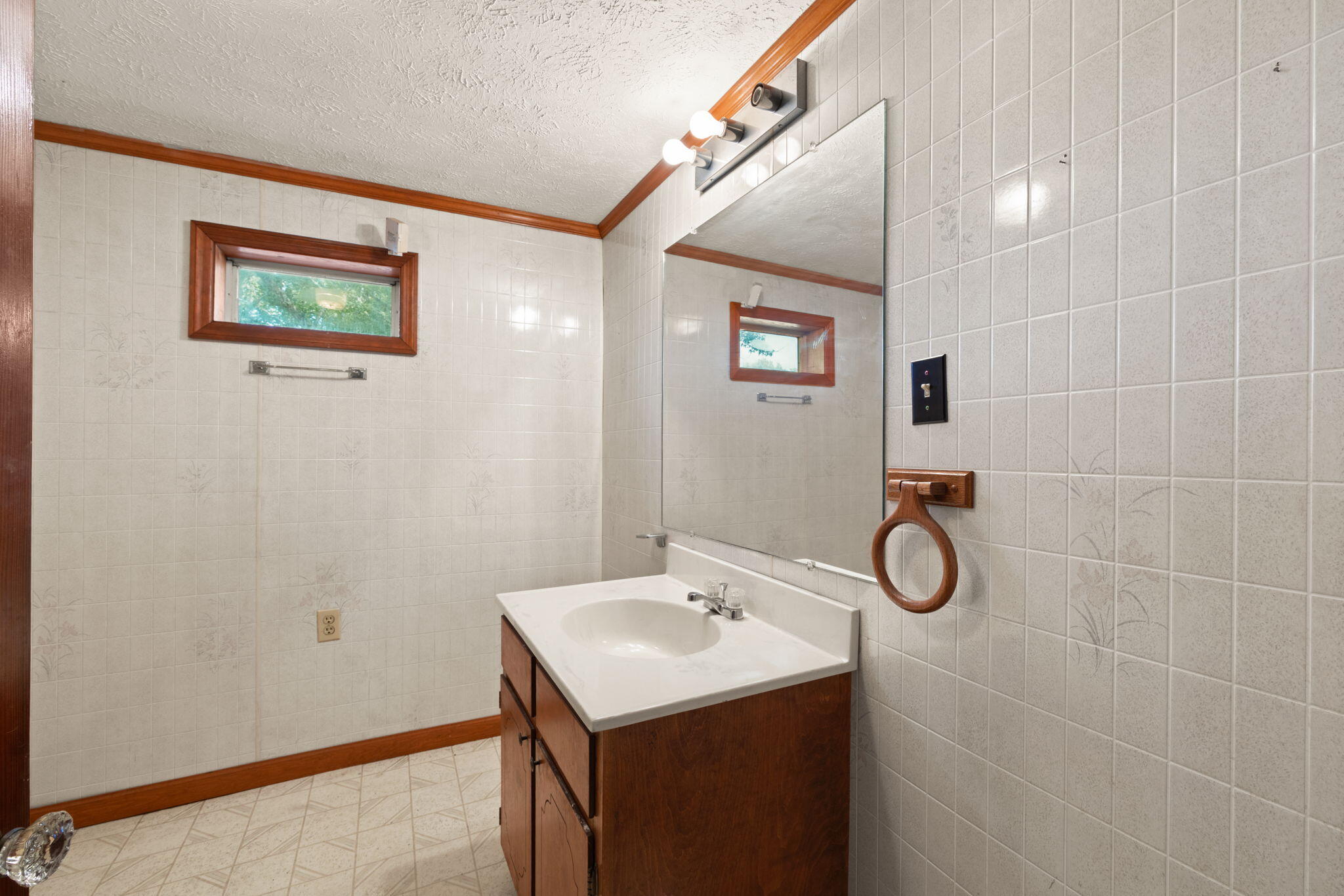 6114 Highway 1546 Property Photo 51