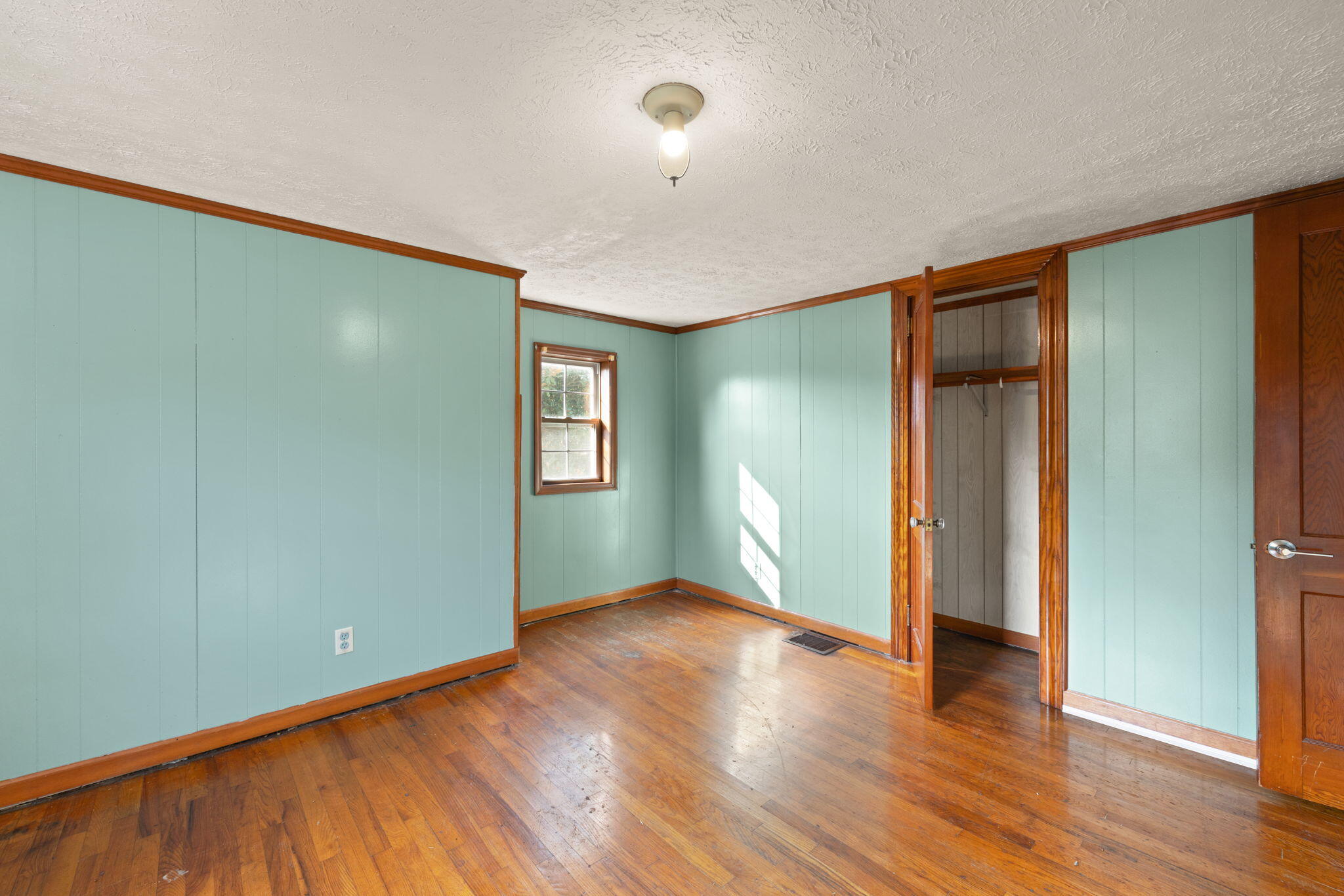 6114 Highway 1546 Property Photo 59