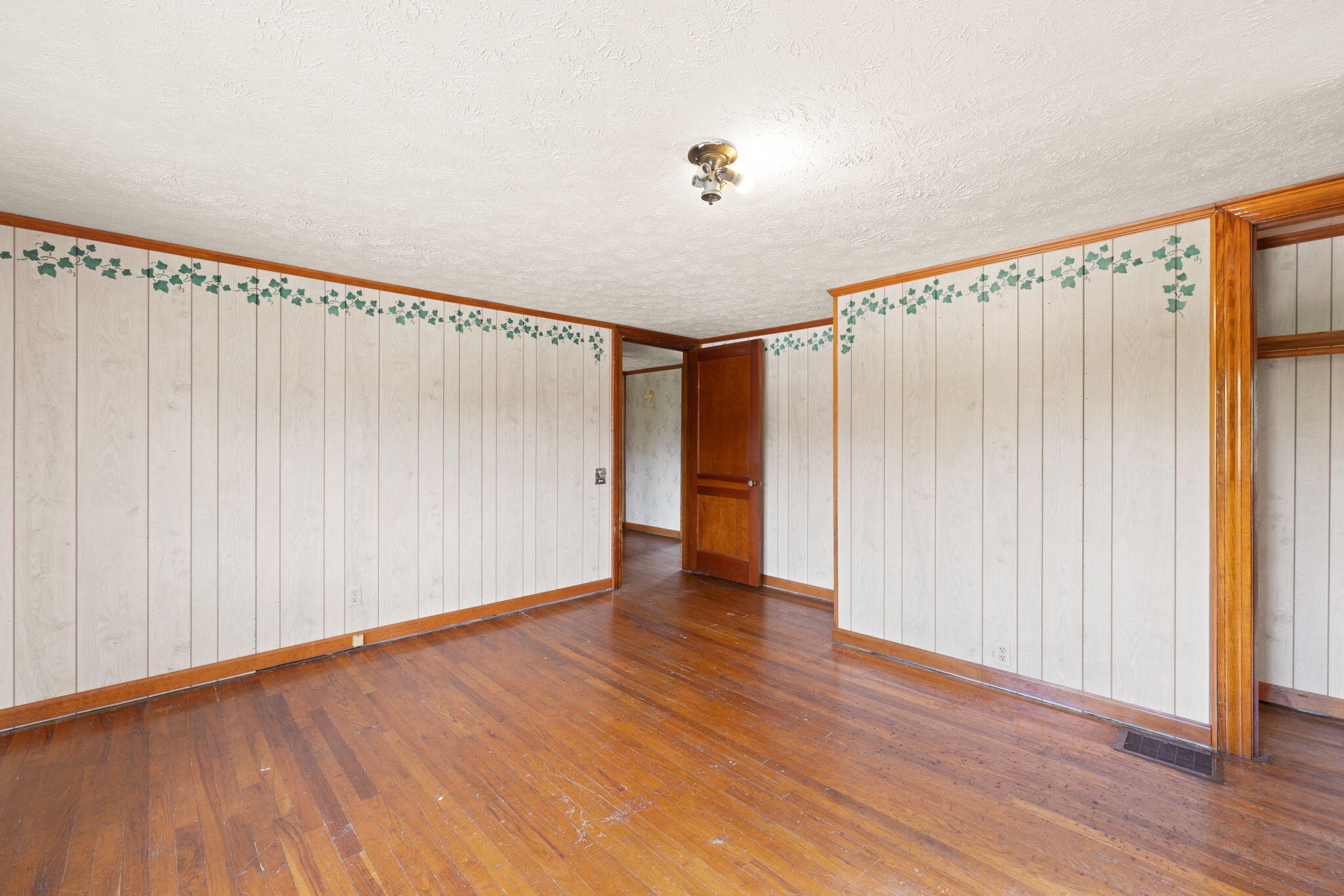 6114 Highway 1546 Property Photo 64