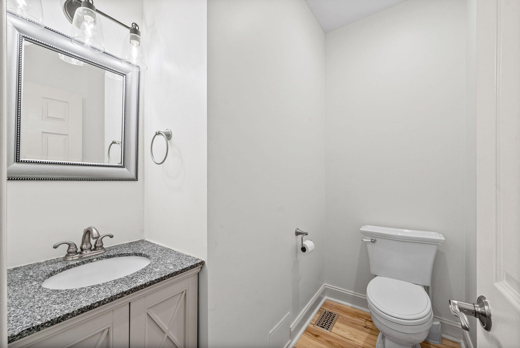 506 Sheffield Road Property Photo 30