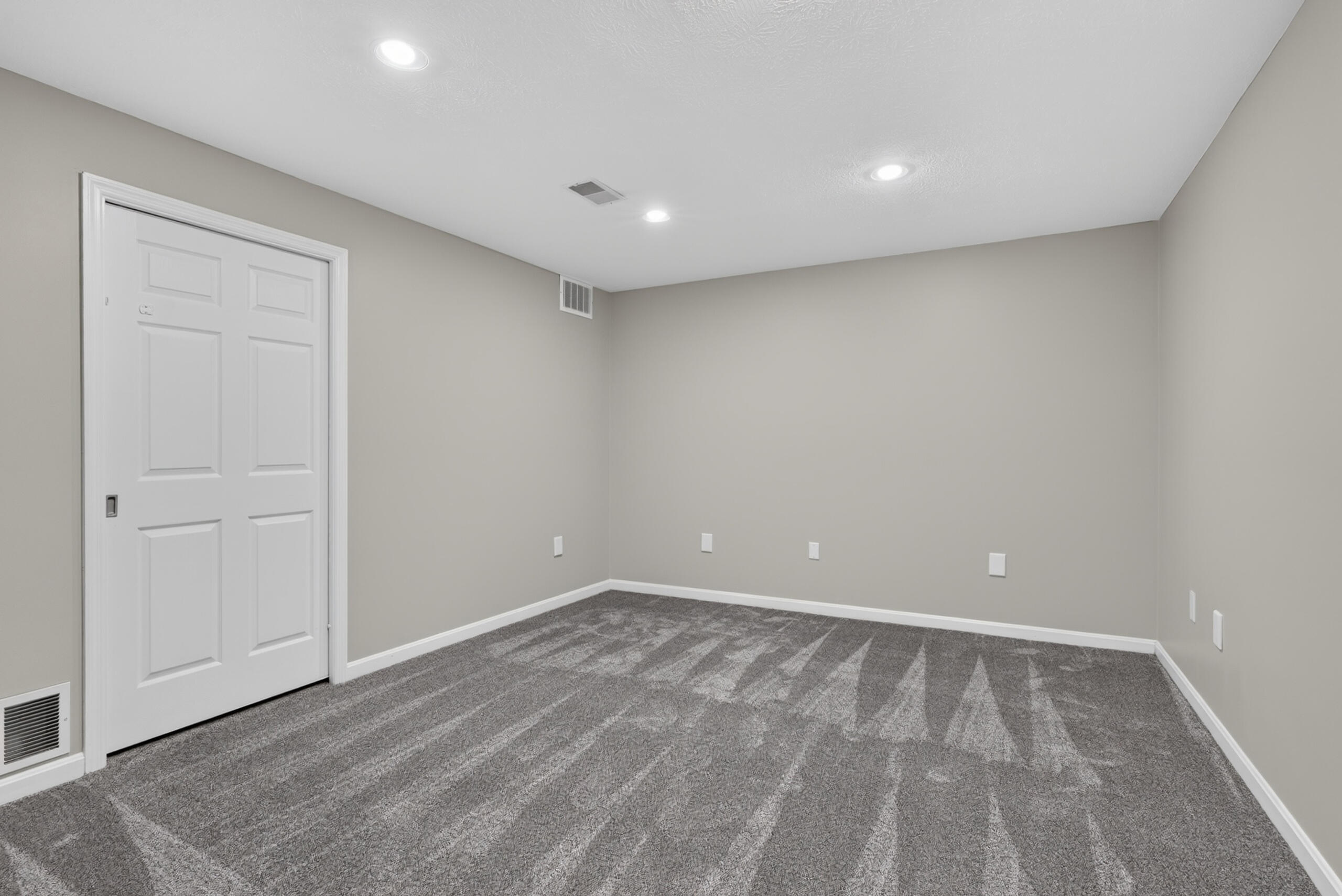 717 Maple Ridge Lane Property Photo 37