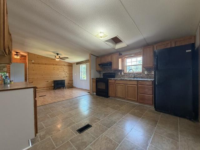 267 Shady Lane Property Photo 5