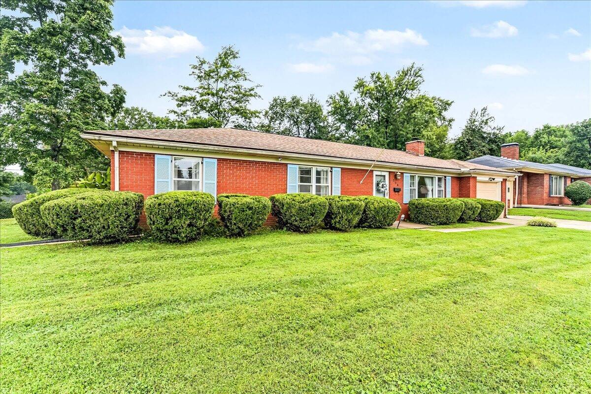 508 Hiawatha Trail Property Photo 3
