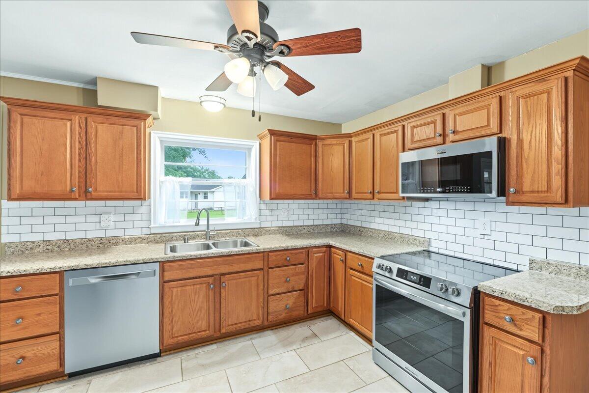 508 Hiawatha Trail Property Photo 30