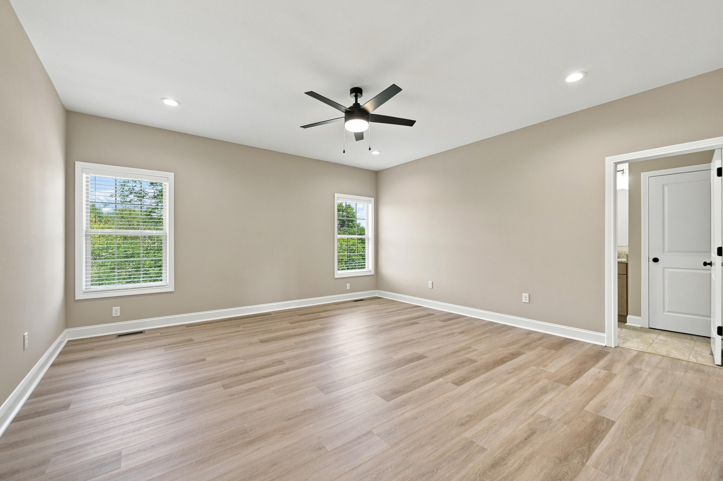 126 Cabela Drive Property Photo 15