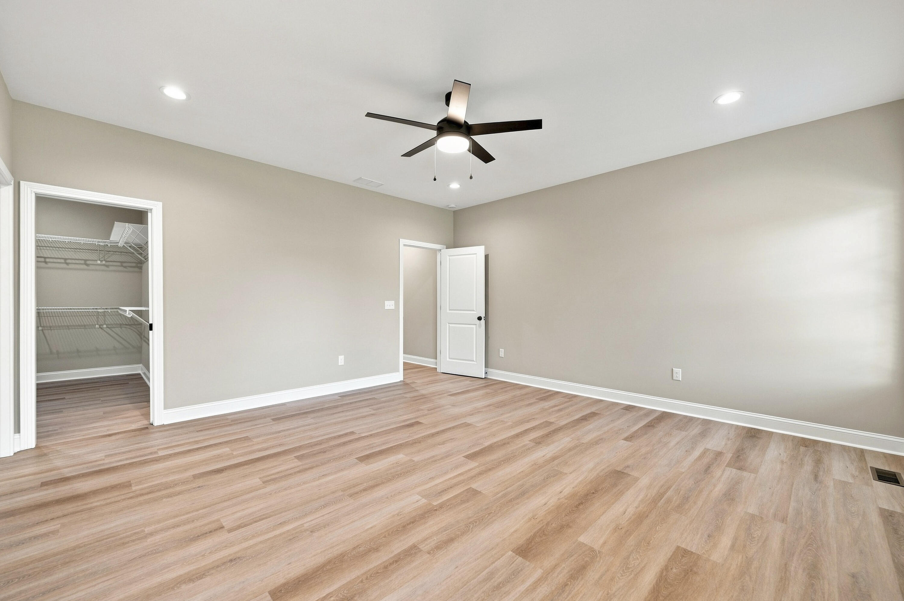 126 Cabela Drive Property Photo 16