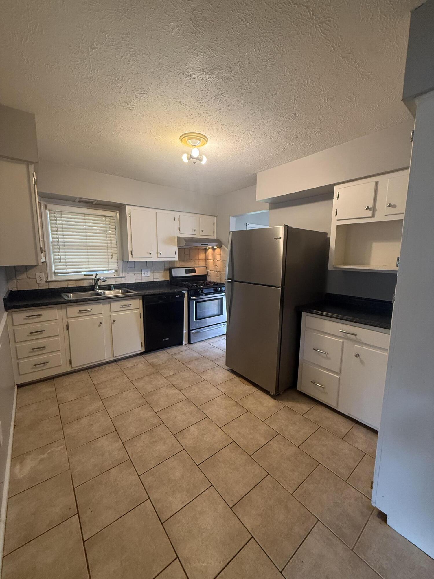 2149 Violet Road Property Photo 3
