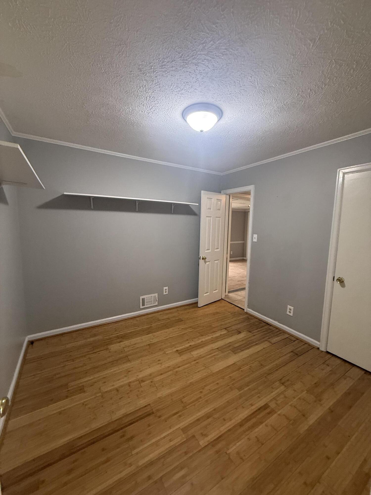 2149 Violet Road Property Photo 6