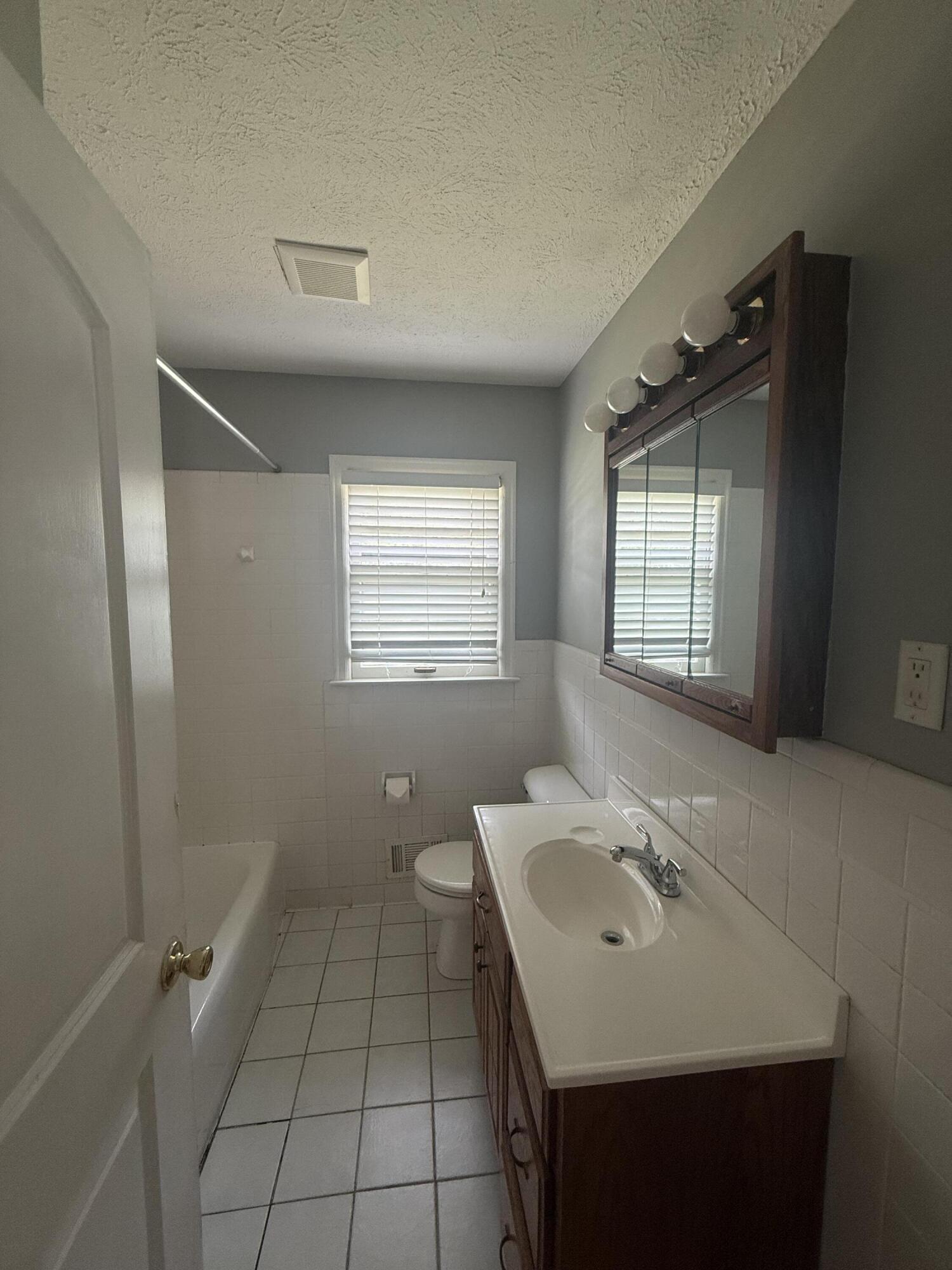 2149 Violet Road Property Photo 9