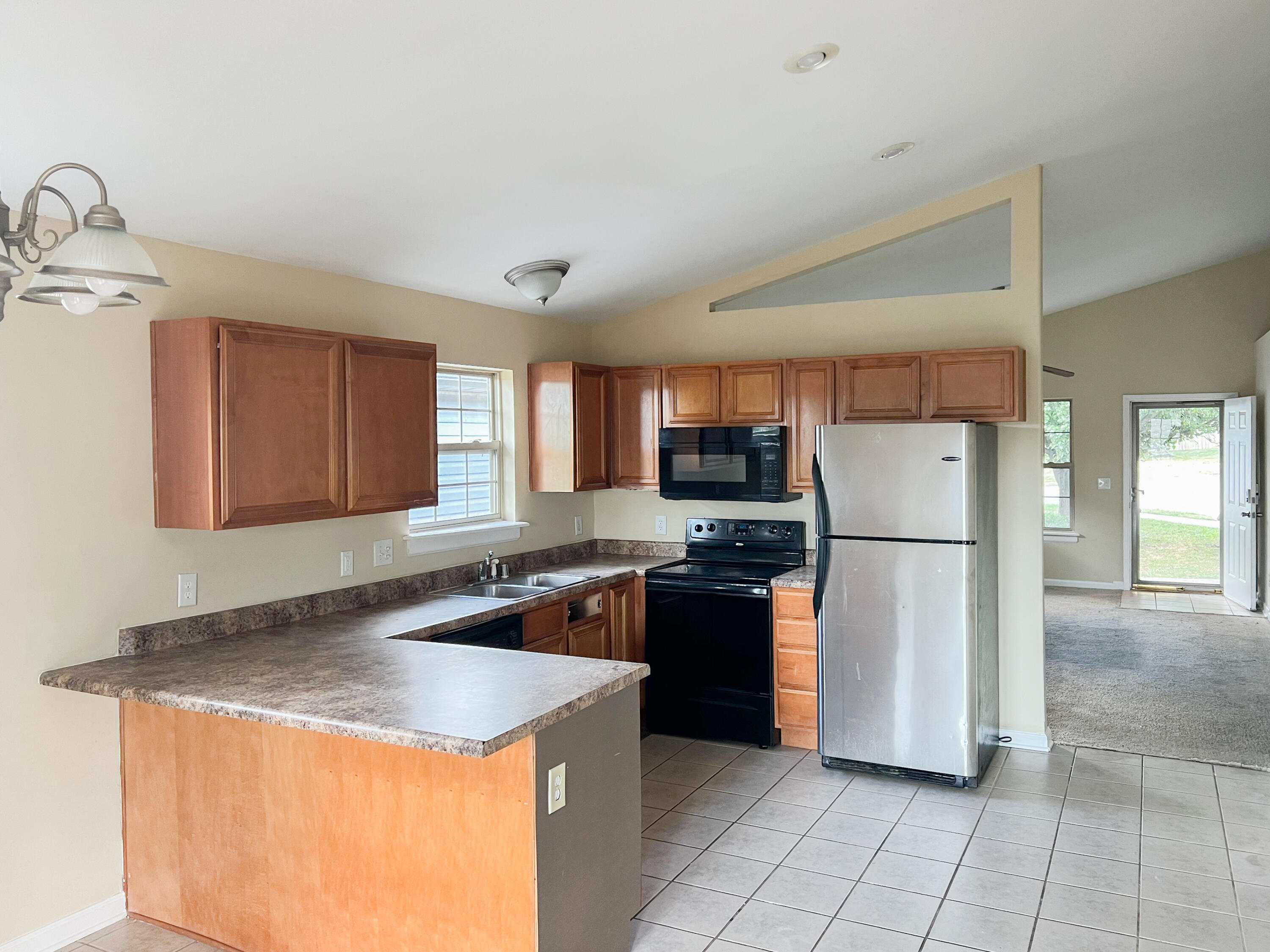 152 Angela Trail Property Photo 4