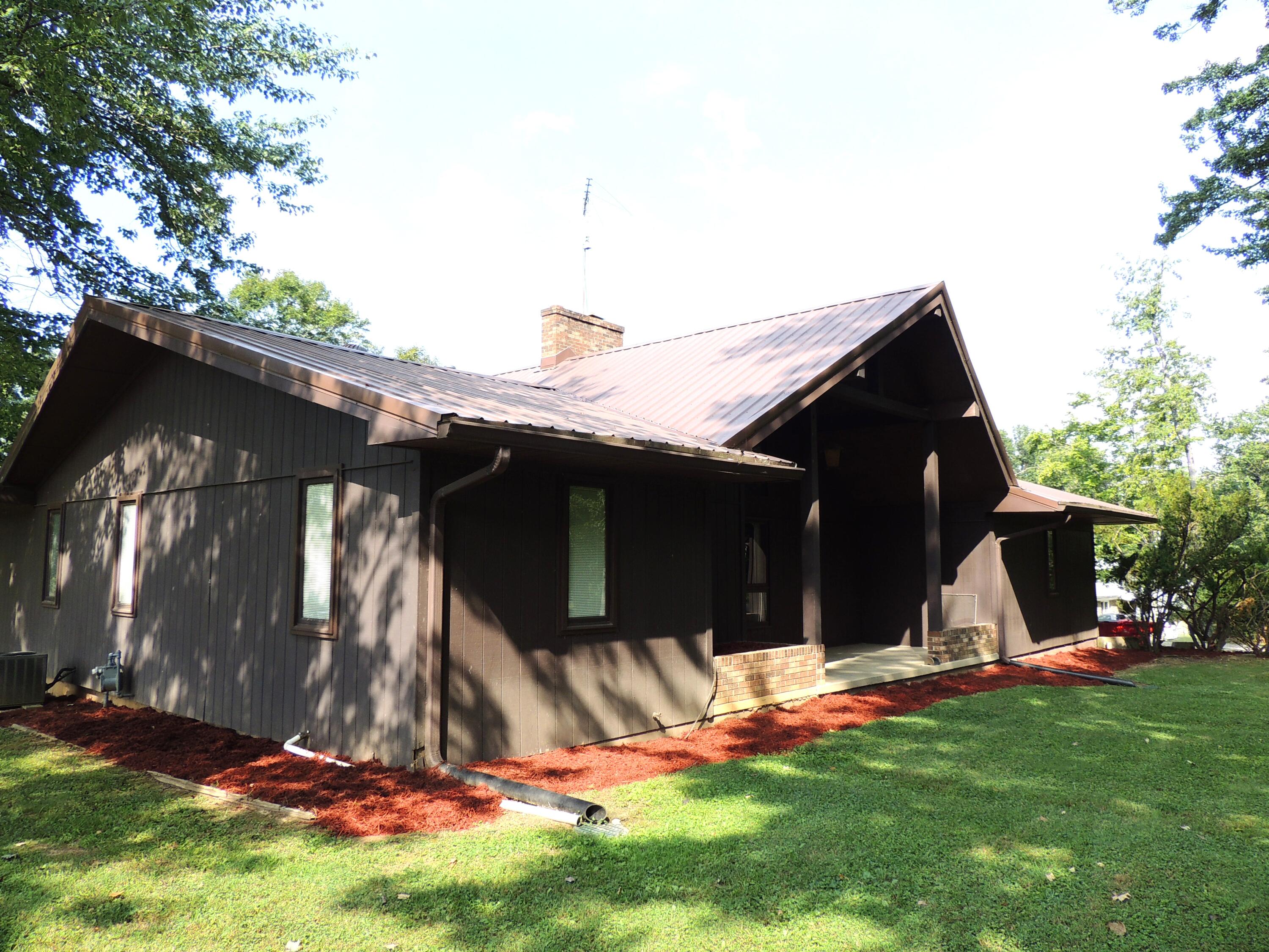 519 Schofield Lane Property Photo 6