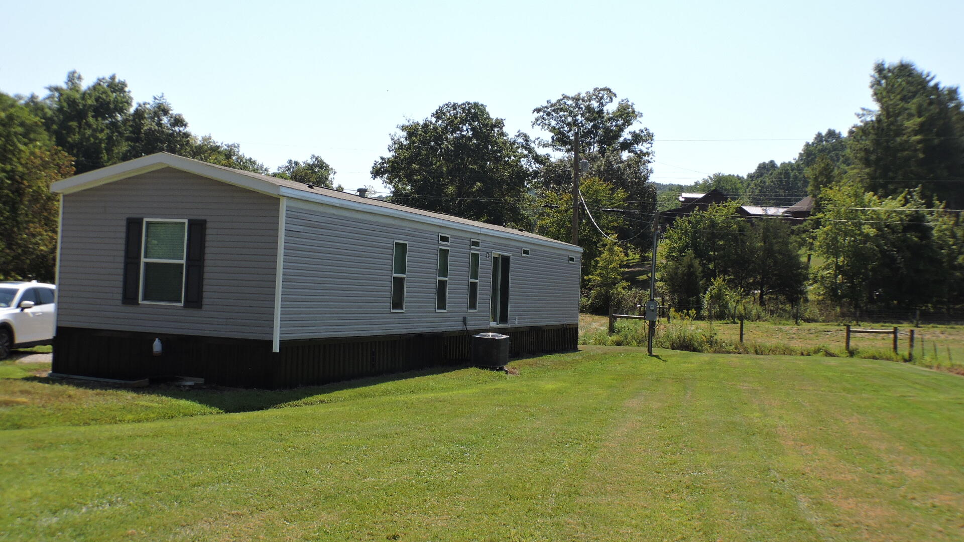 6613 E Highway 36 Property Photo 5