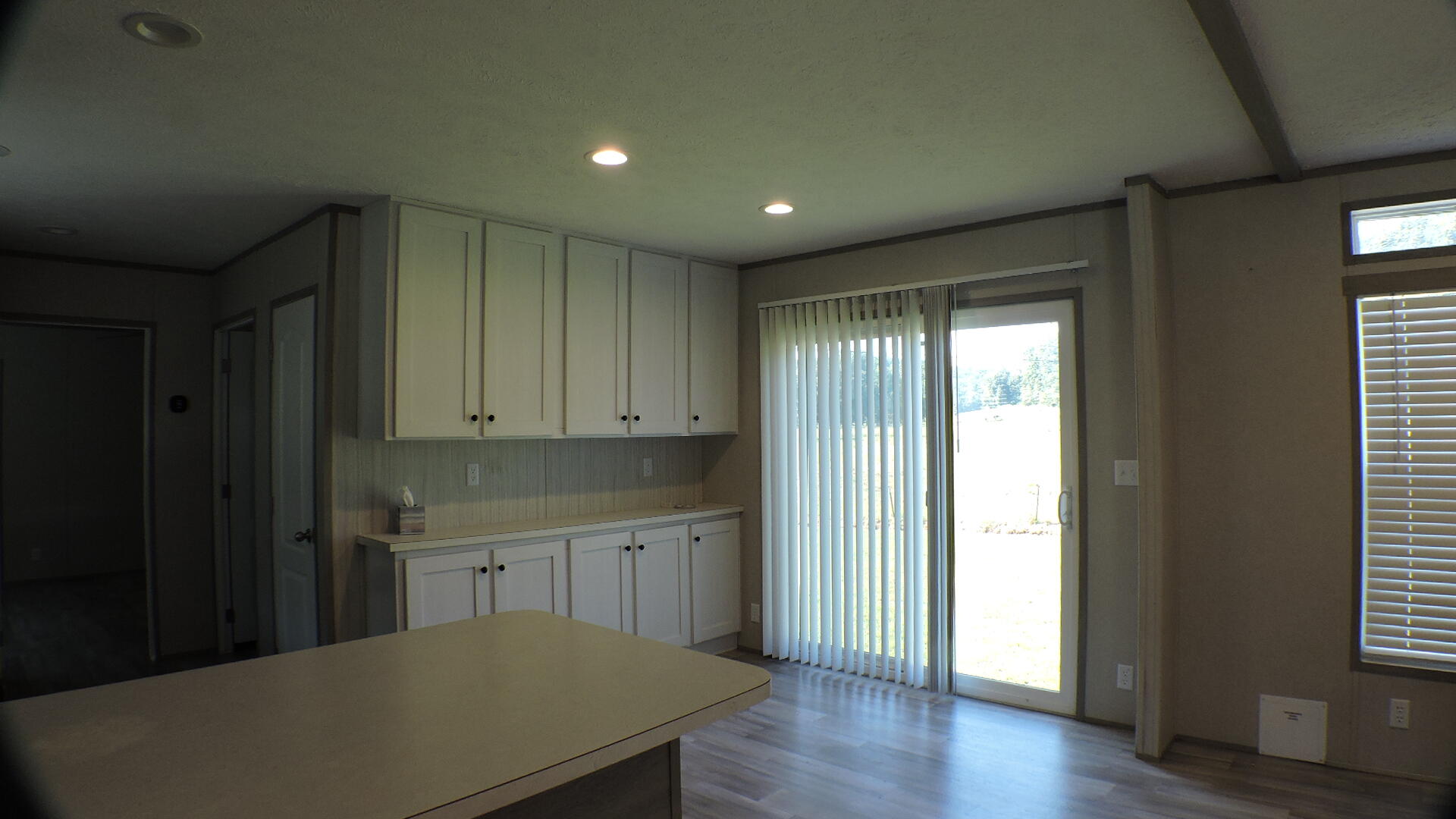 6613 E Highway 36 Property Photo 10