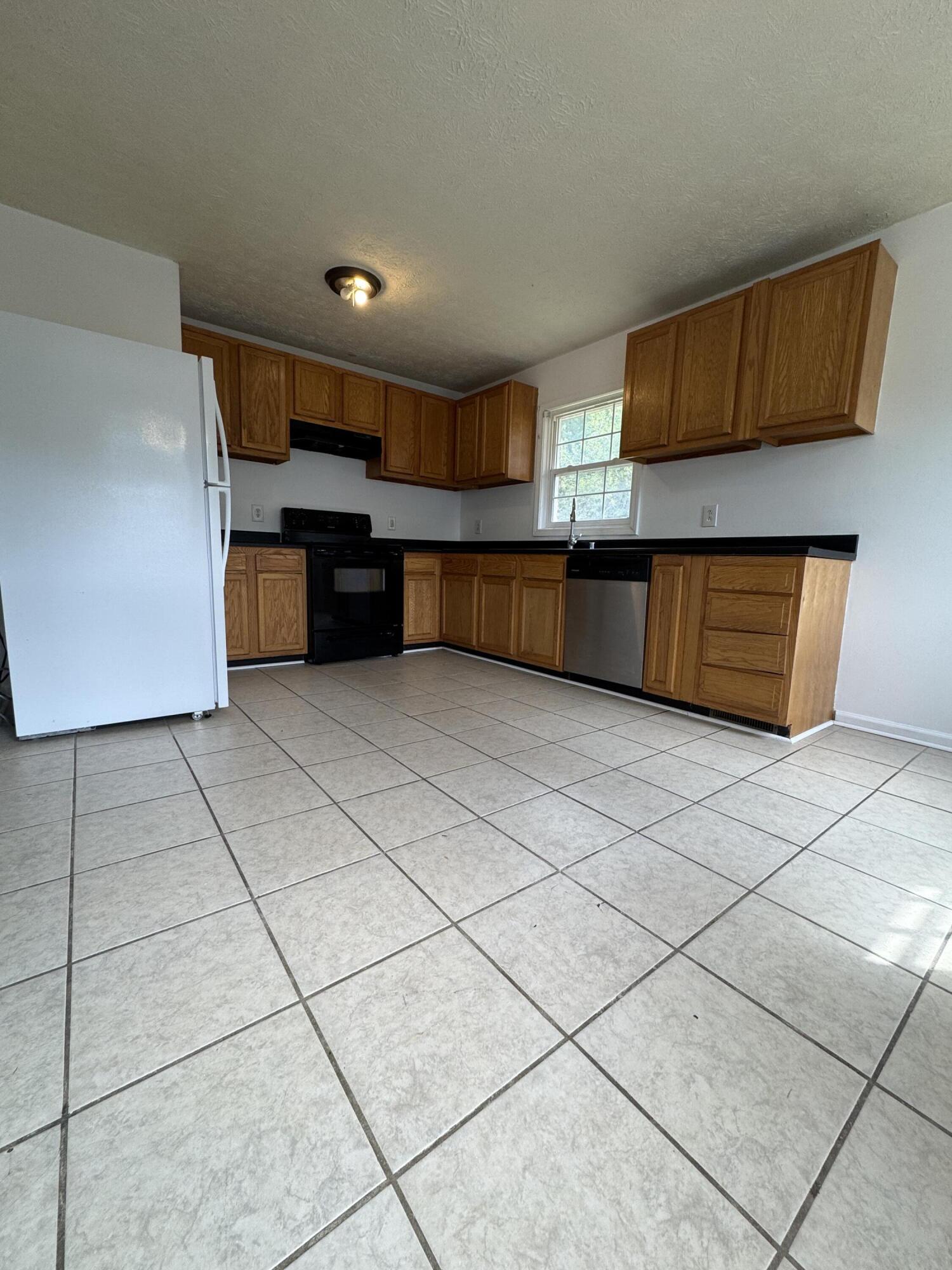 340 Teddy Avenue Property Photo 10