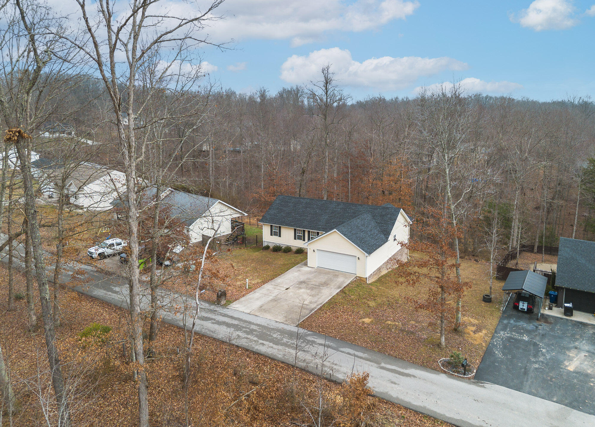 432 Scarlet Oak Drive Property Photo 5