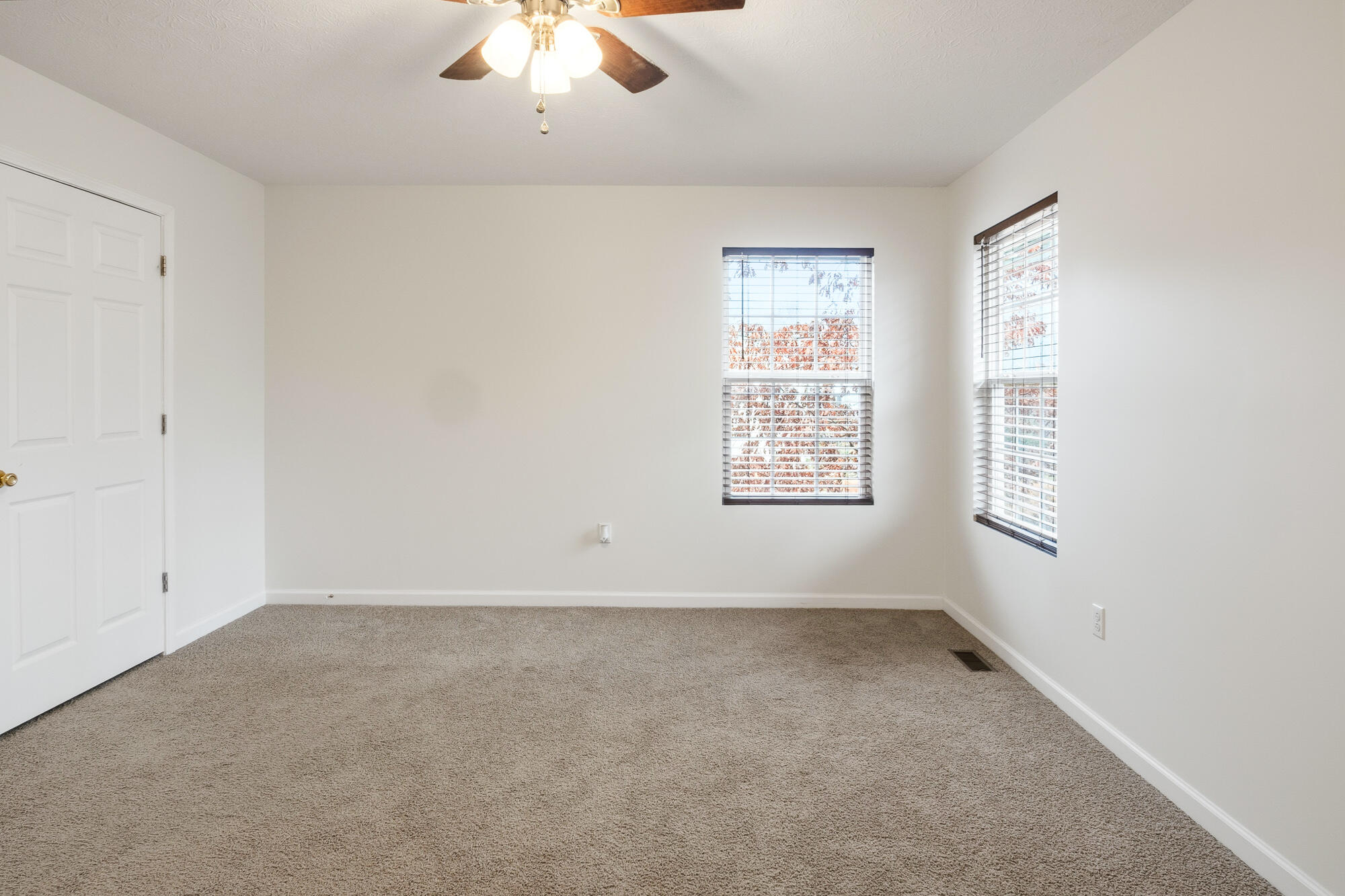 432 Scarlet Oak Drive Property Photo 26