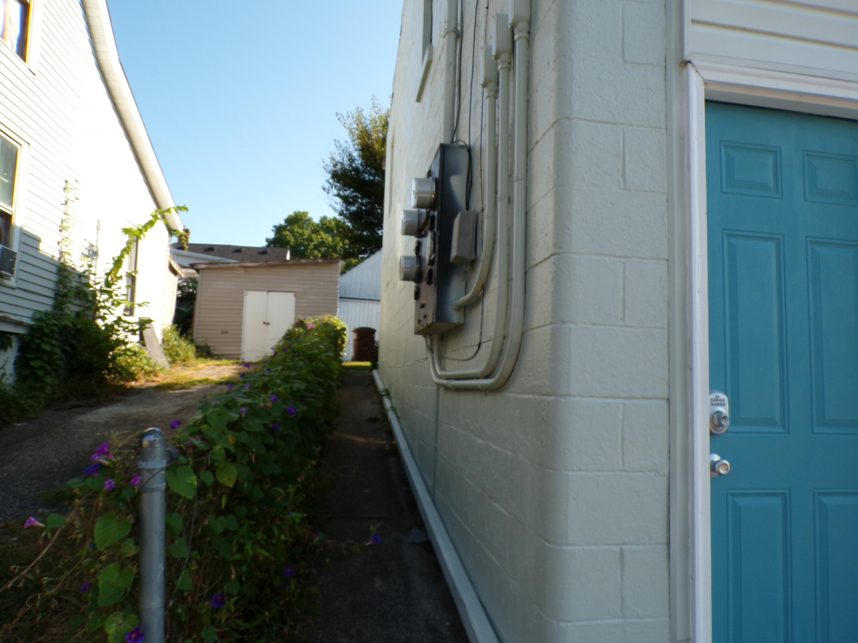 401 North Street Property Photo 2