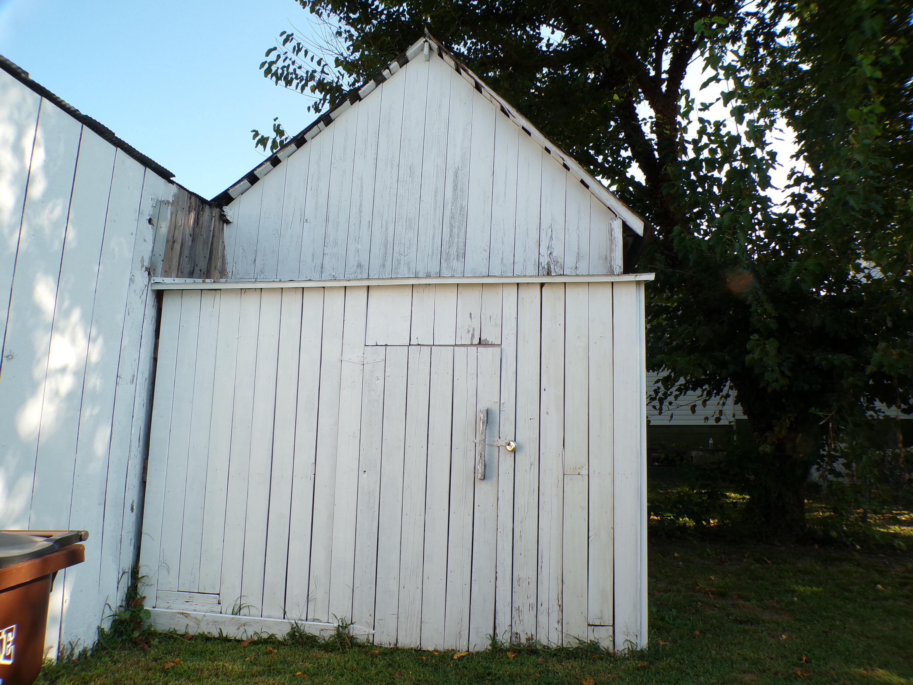 401 North Street Property Photo 4