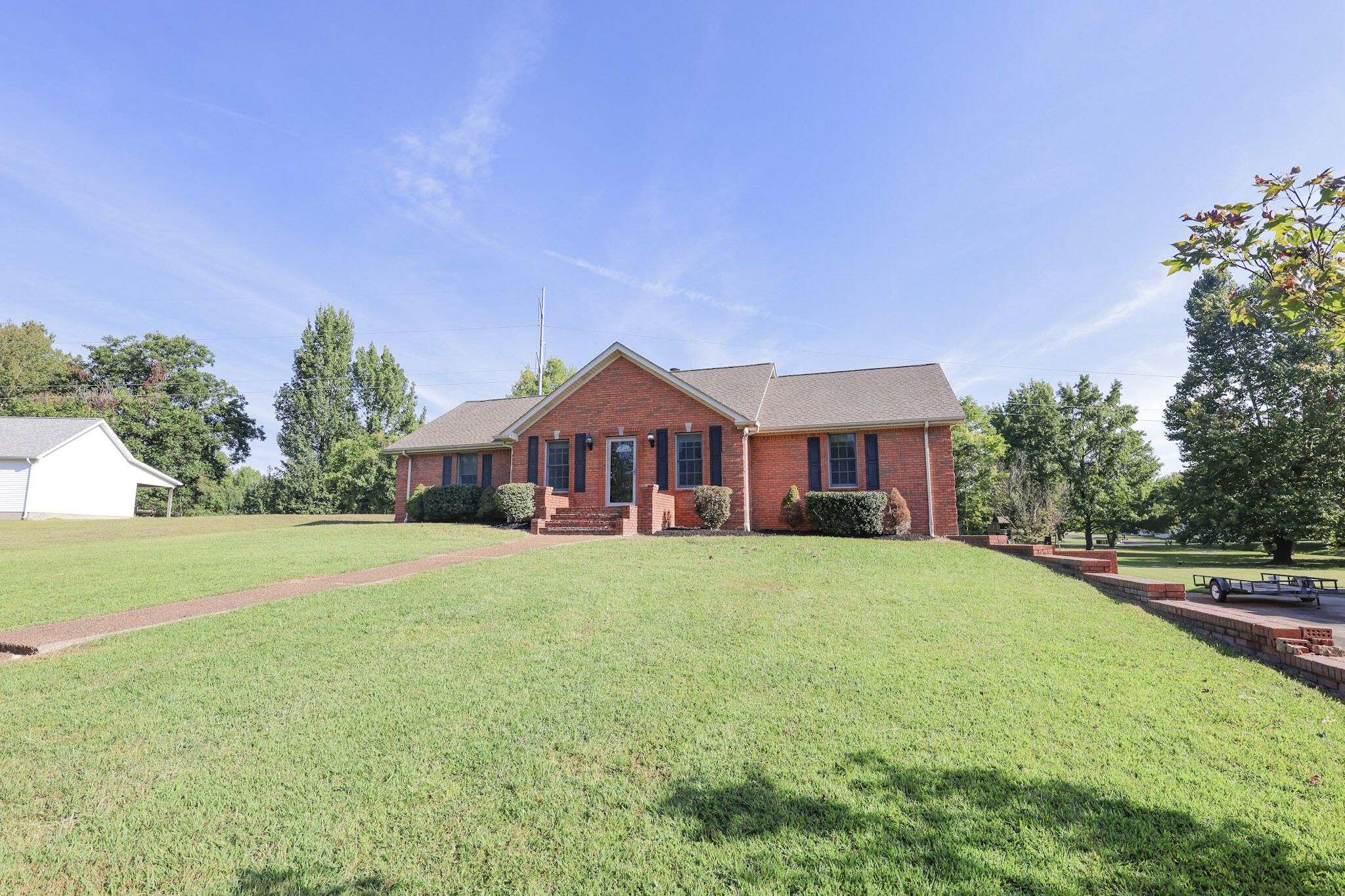 6415 Waid Circle Property Photo 3