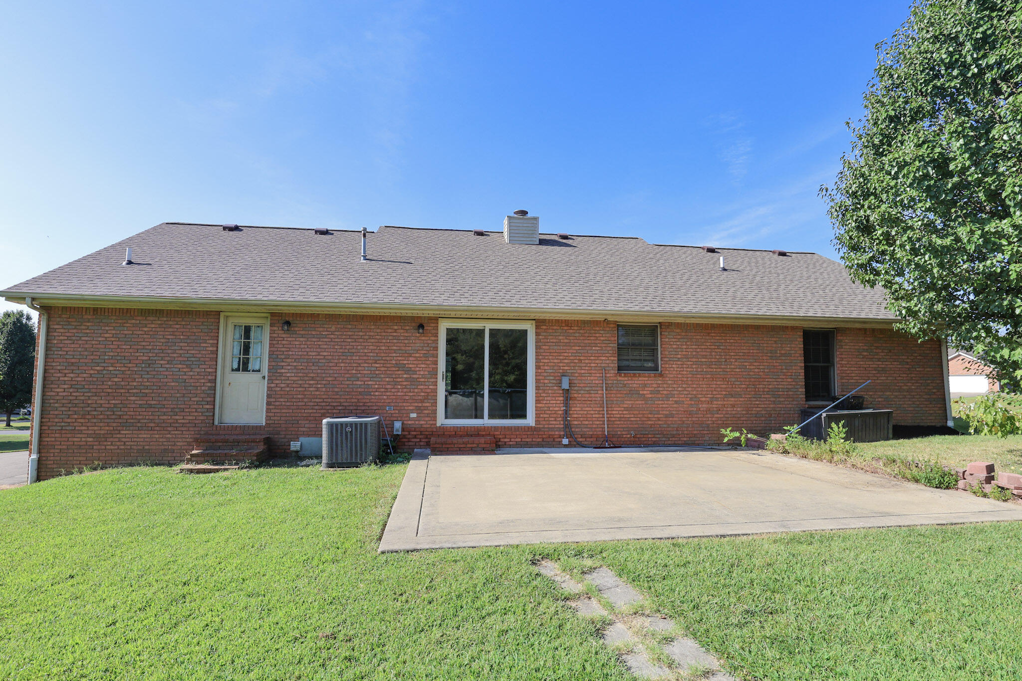 6415 Waid Circle Property Photo 7