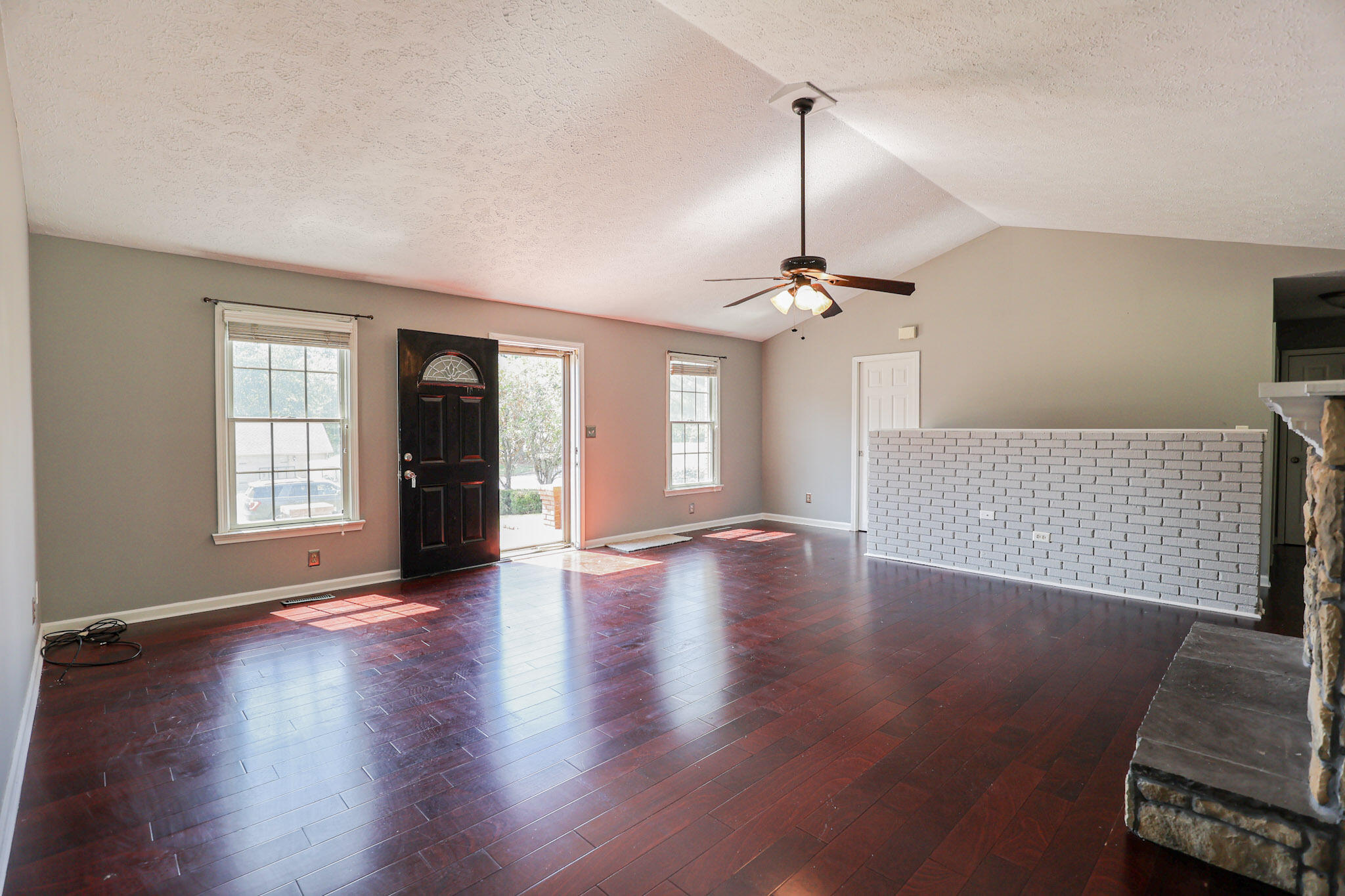 6415 Waid Circle Property Photo 12