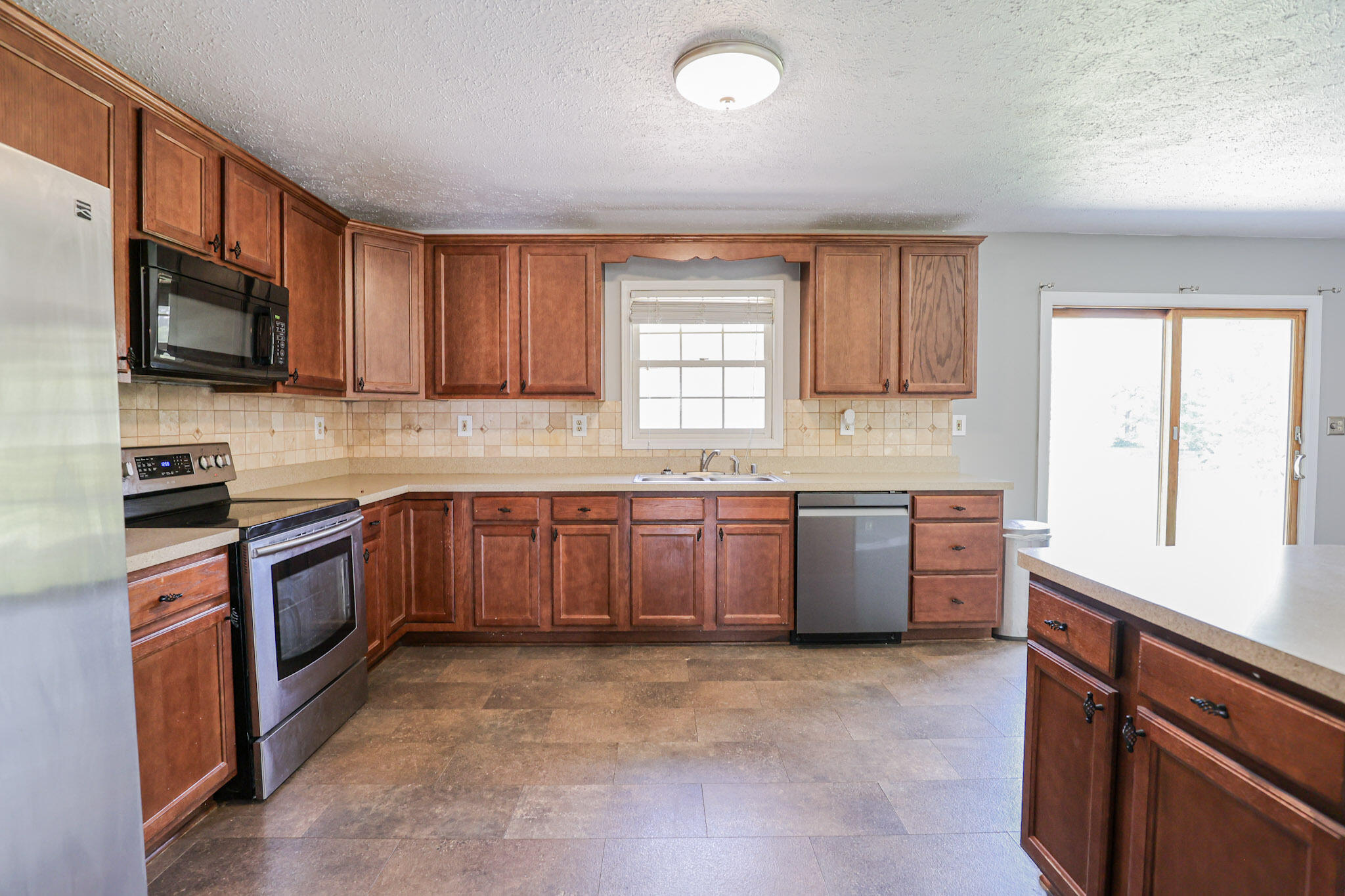 6415 Waid Circle Property Photo 15