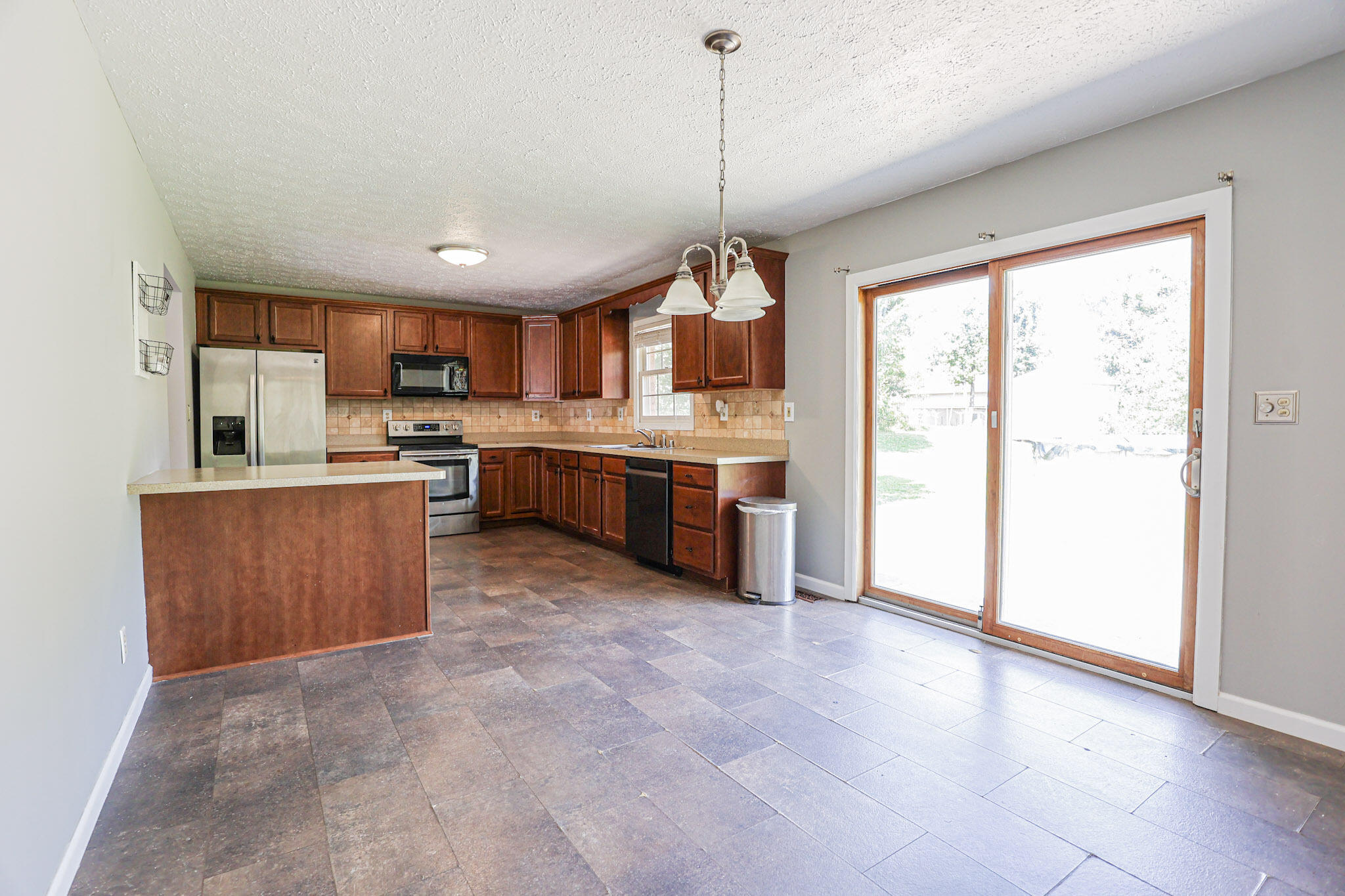 6415 Waid Circle Property Photo 22