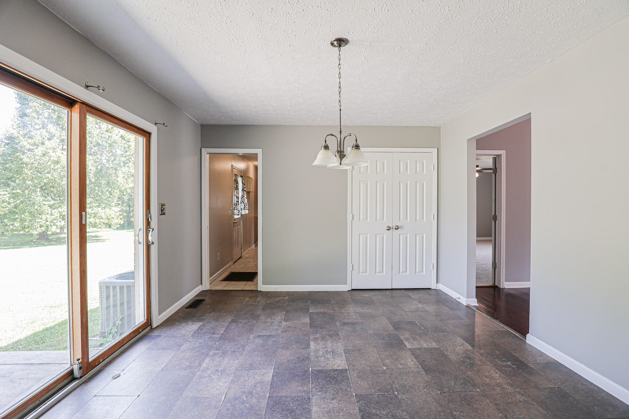 6415 Waid Circle Property Photo 24