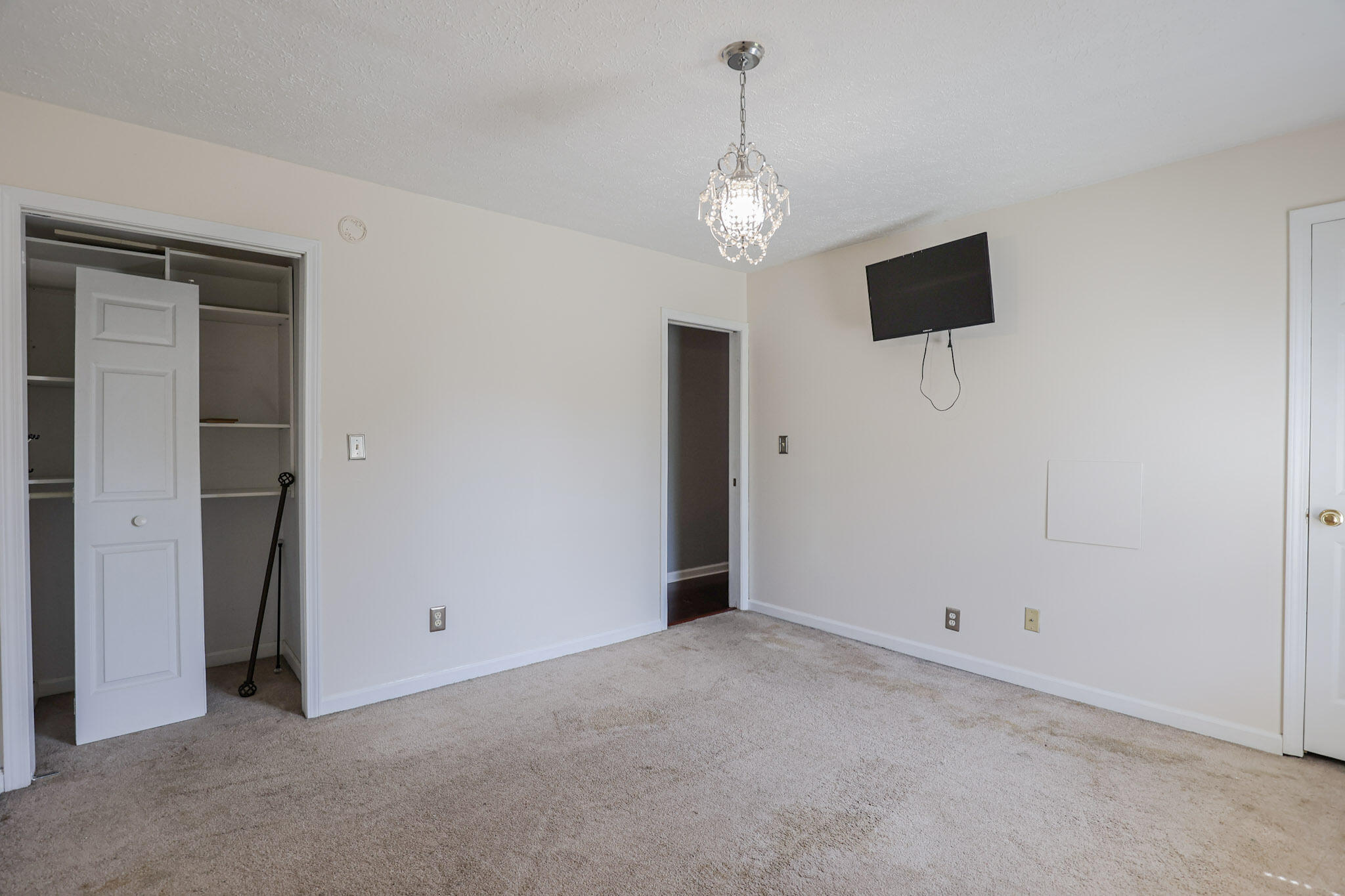 6415 Waid Circle Property Photo 34