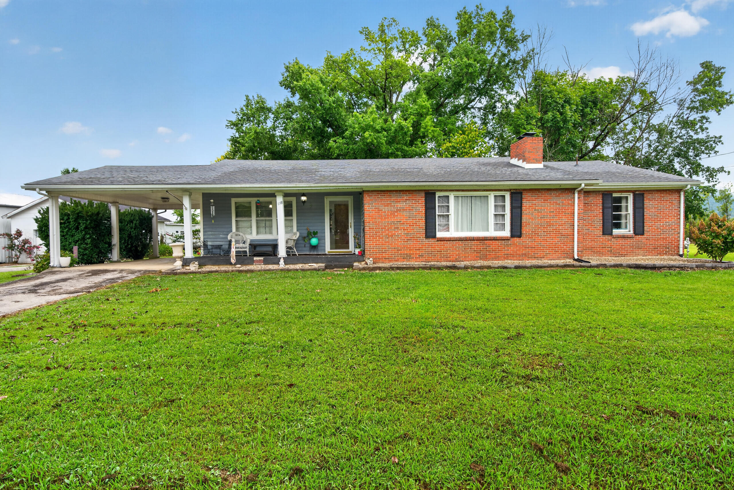 118 Greenway Road Property Photo 3