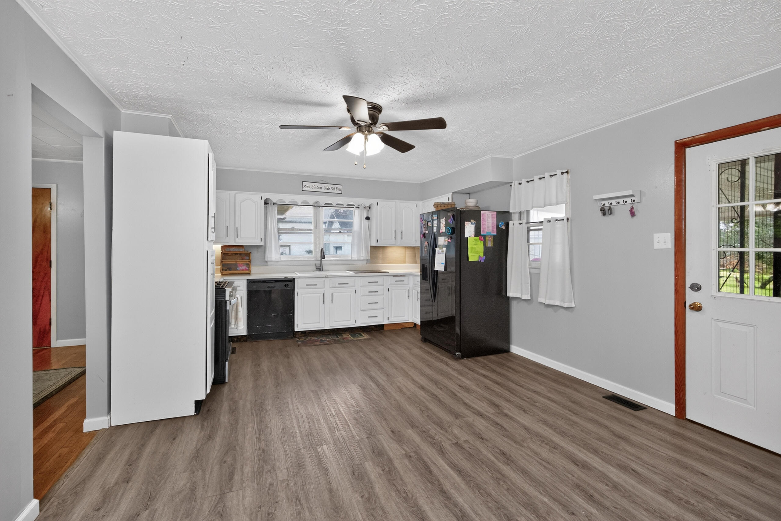 118 Greenway Road Property Photo 9