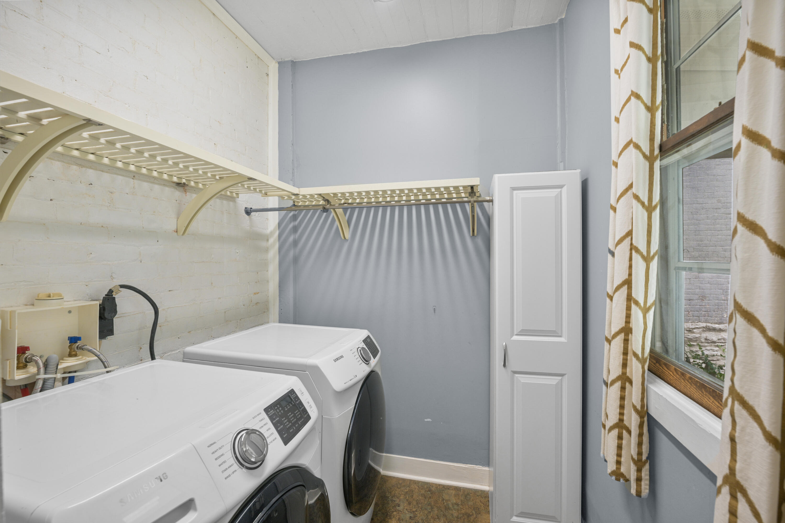 356 Madison Place Property Photo 20