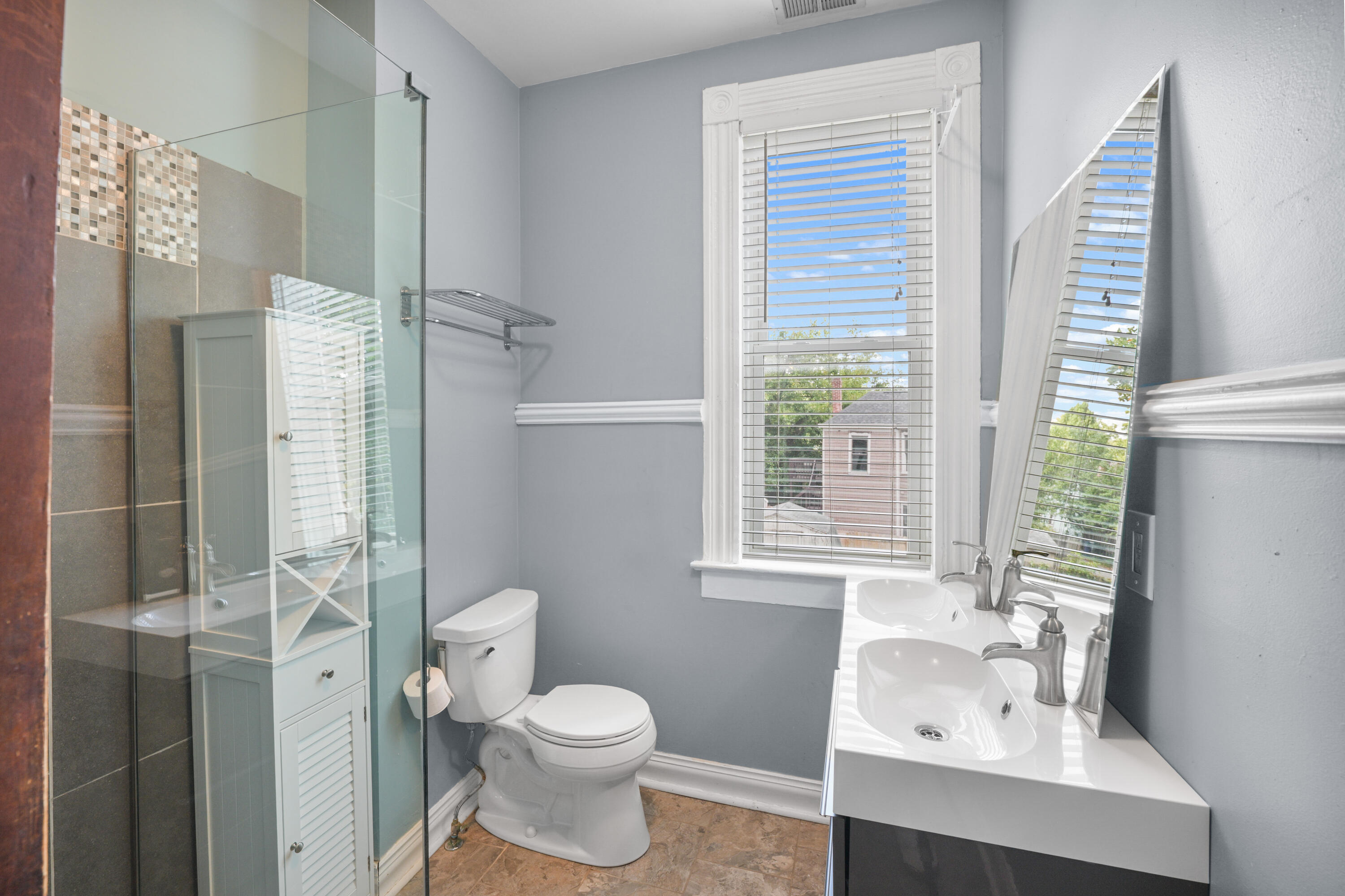 356 Madison Place Property Photo 27