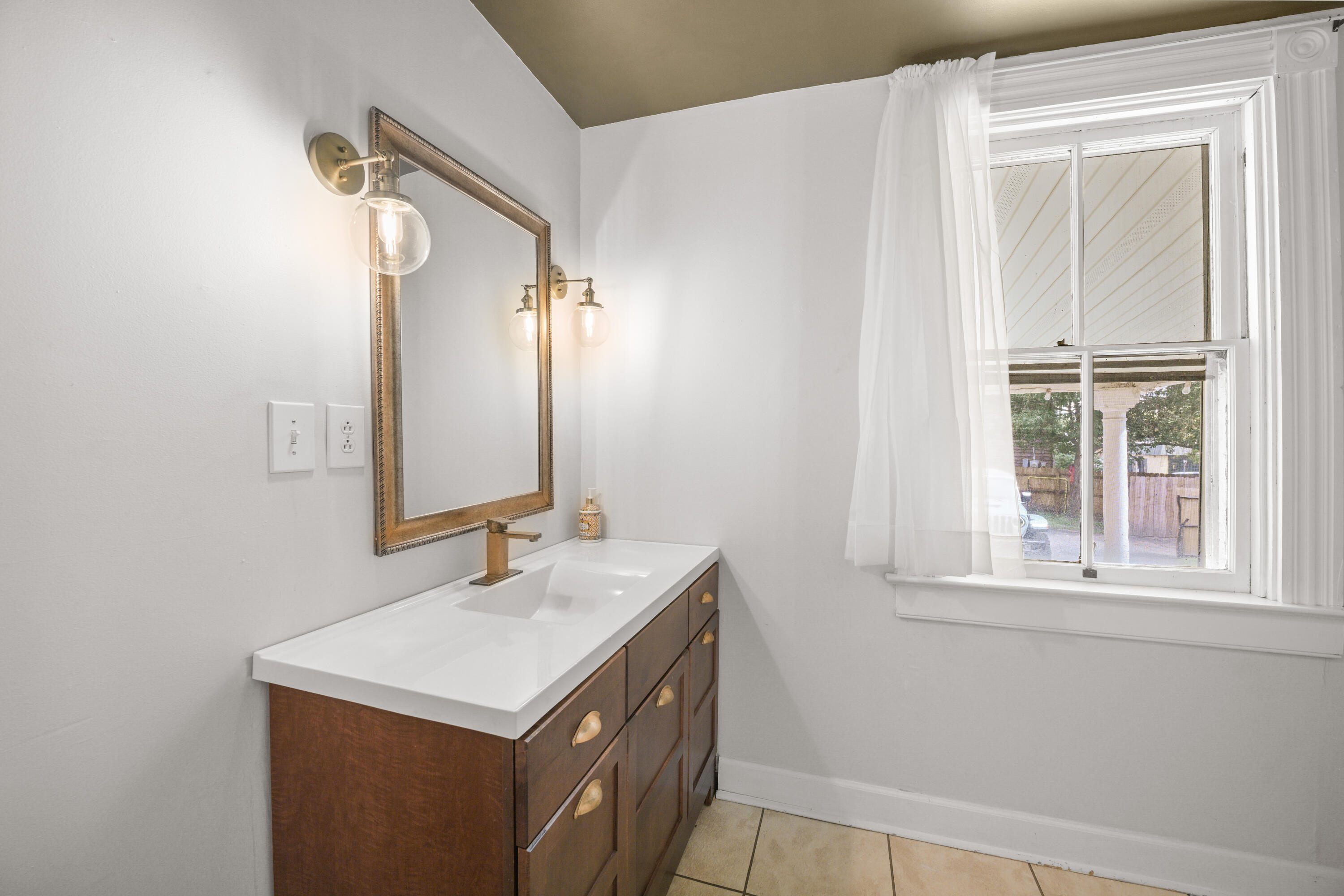 356 Madison Place Property Photo 30