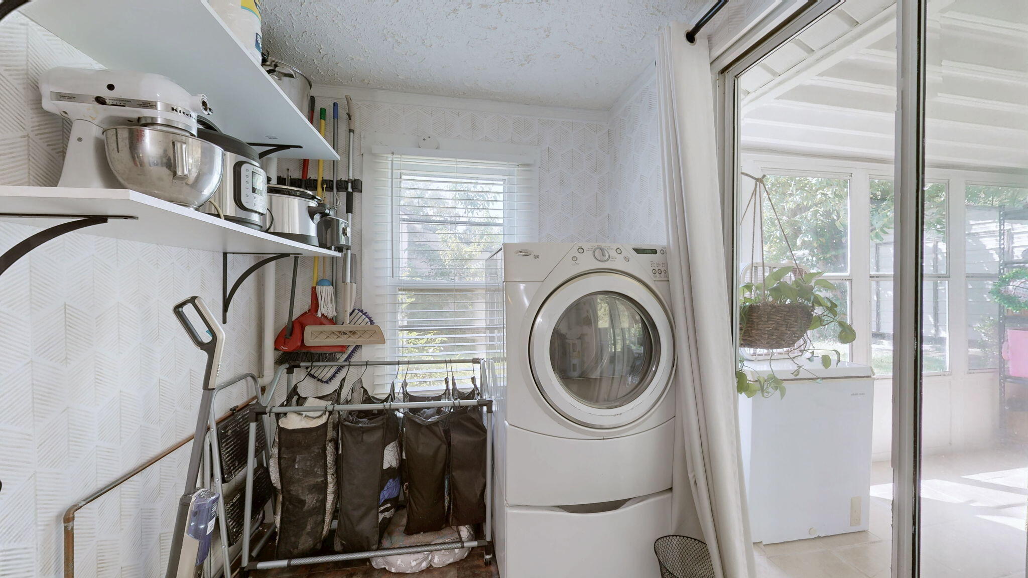 121 Hamilton Avenue Property Photo 24