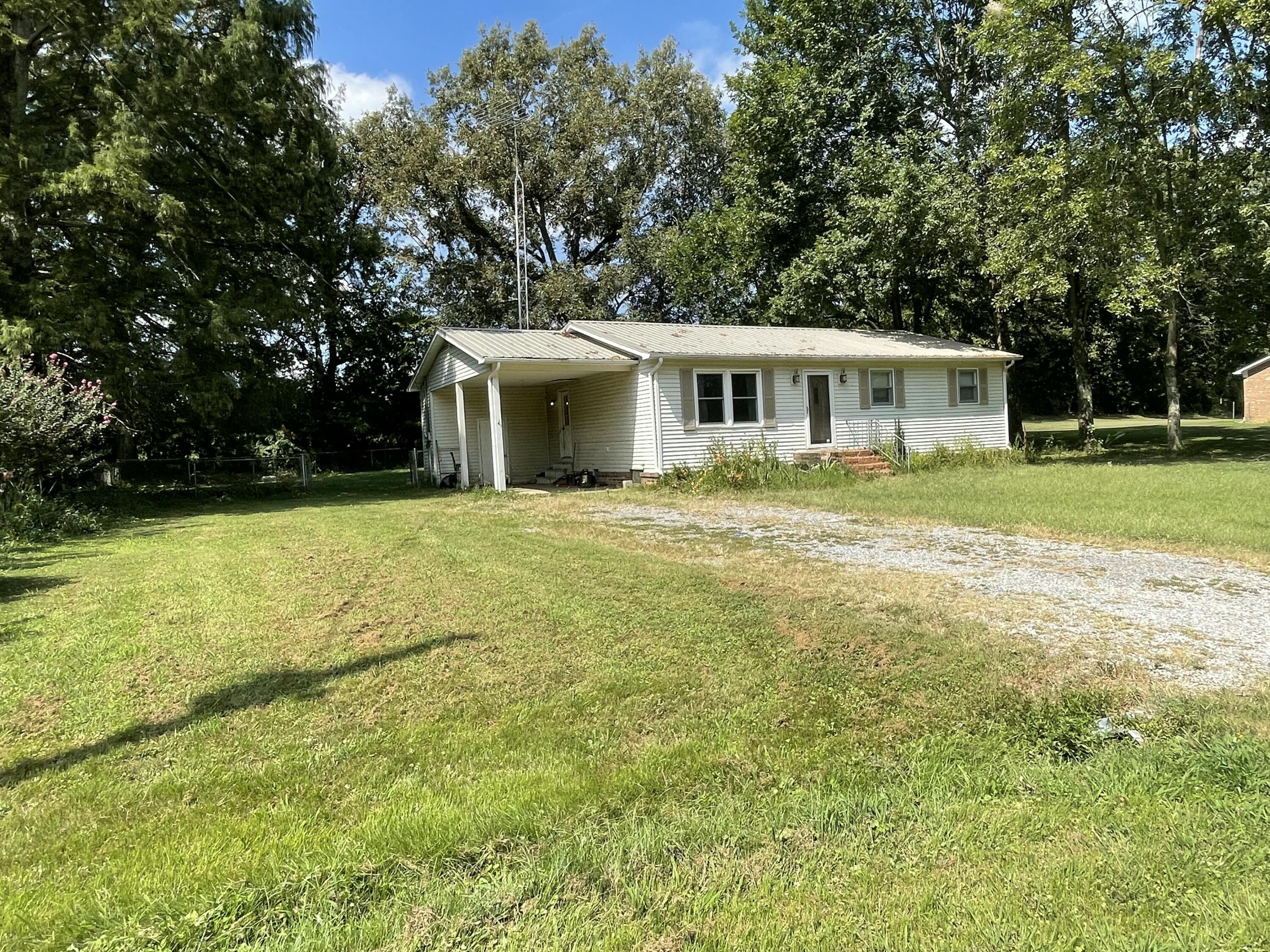 173 Whispering Oaks Loop Property Photo 2