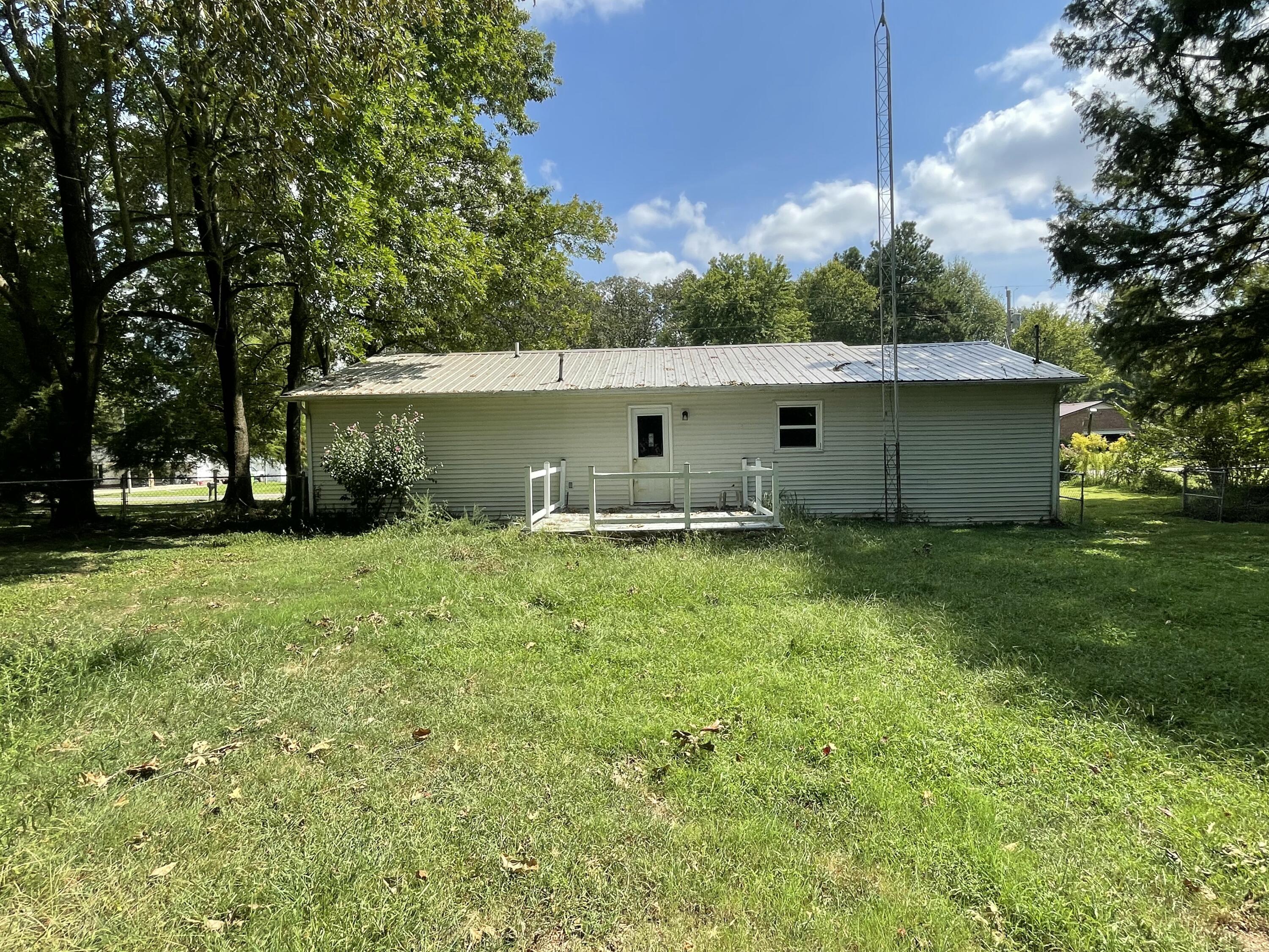 173 Whispering Oaks Loop Property Photo 4