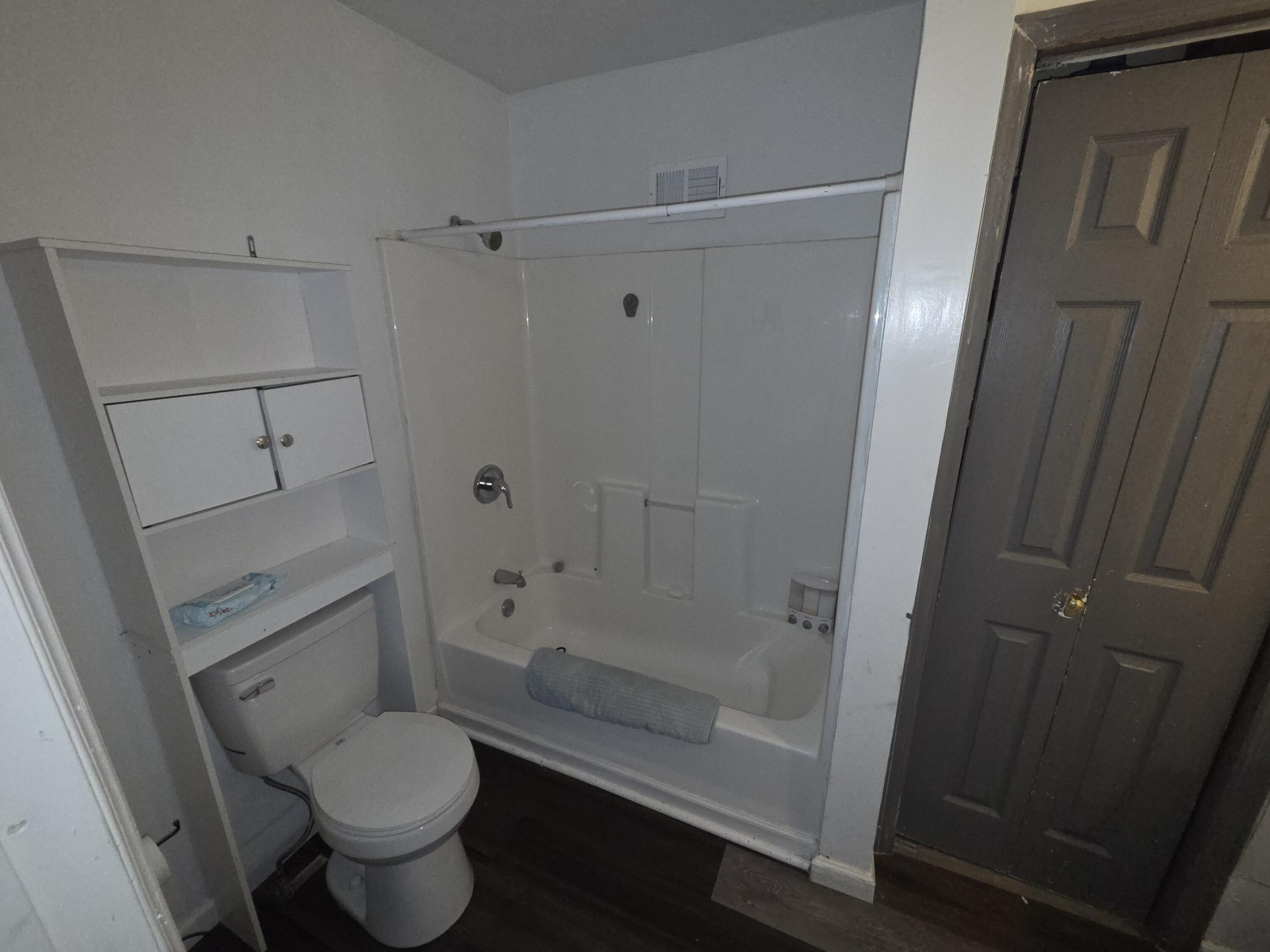 430 E Fourth Street Property Photo 14