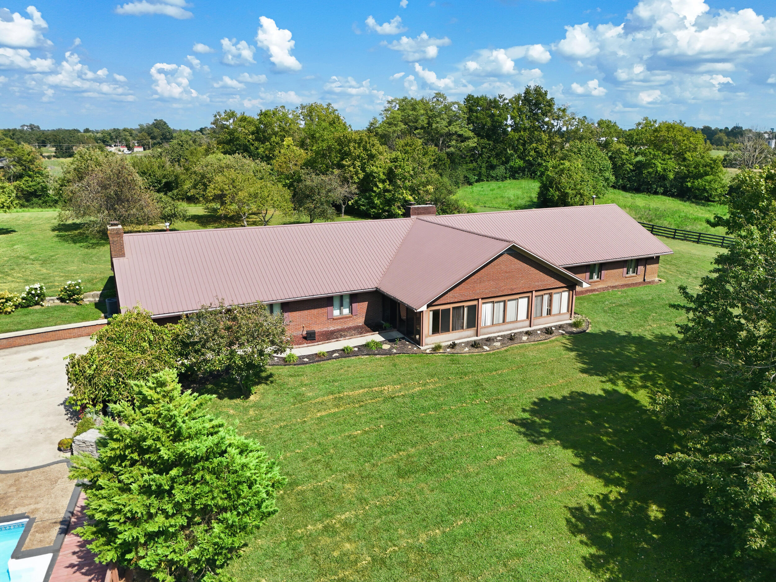 1070 Jacks Creek Road Property Photo 6