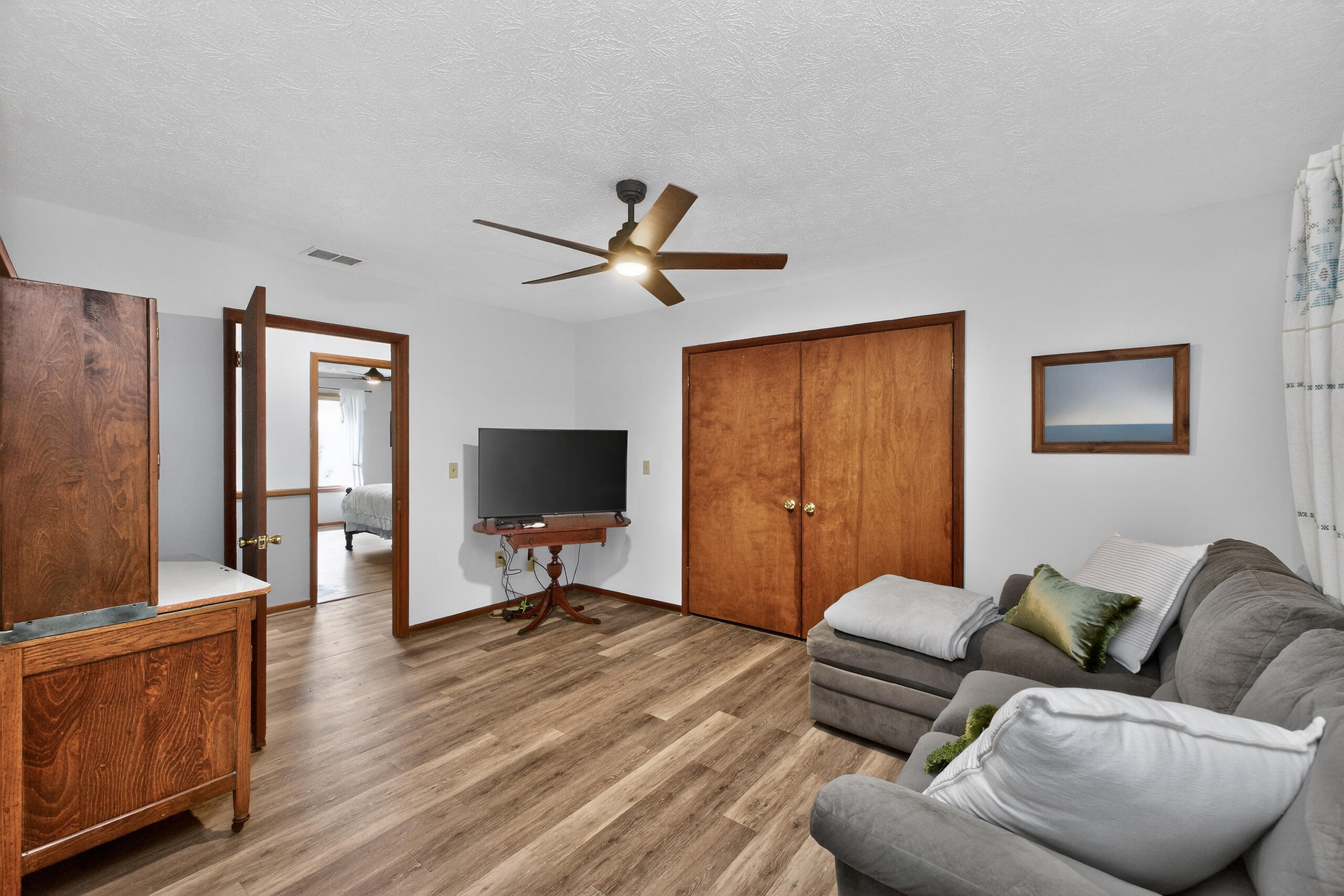 1070 Jacks Creek Road Property Photo 23