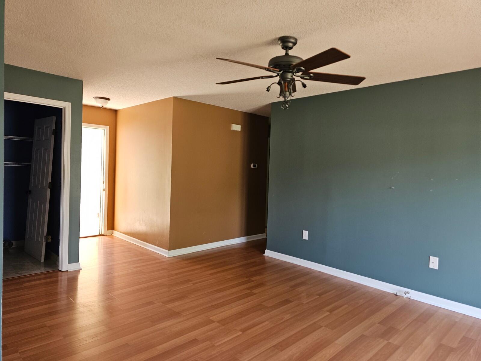 6115 Majestic Oak Drive Property Photo 4