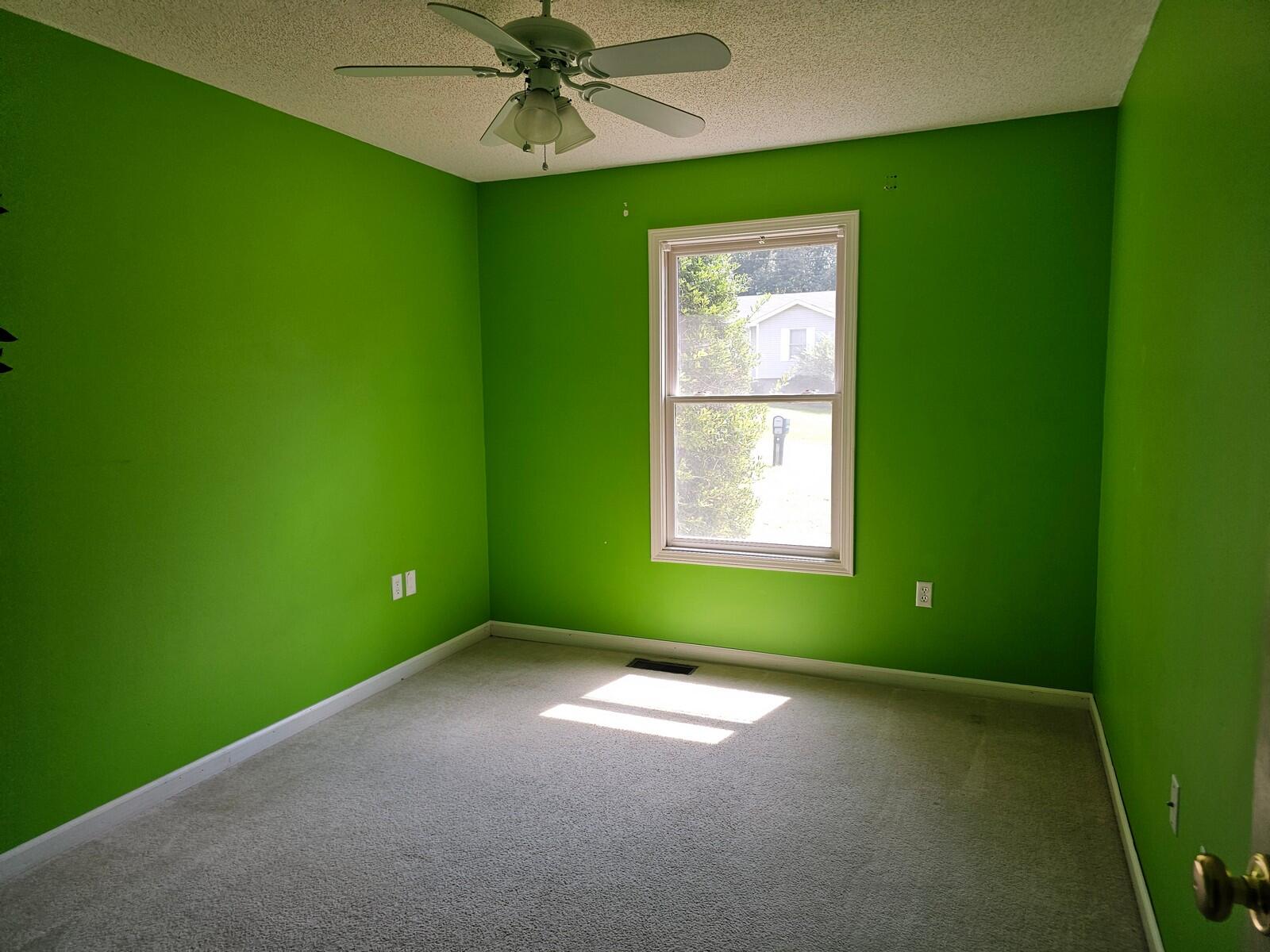 6115 Majestic Oak Drive Property Photo 5