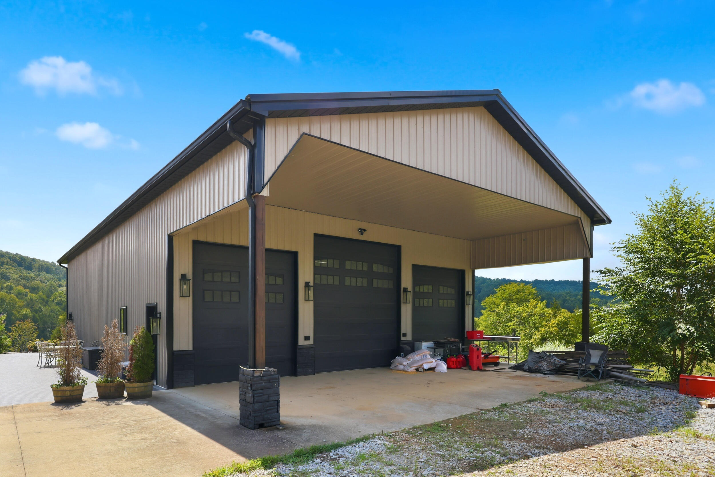 3149 Plato Vanhook Road Property Photo 6