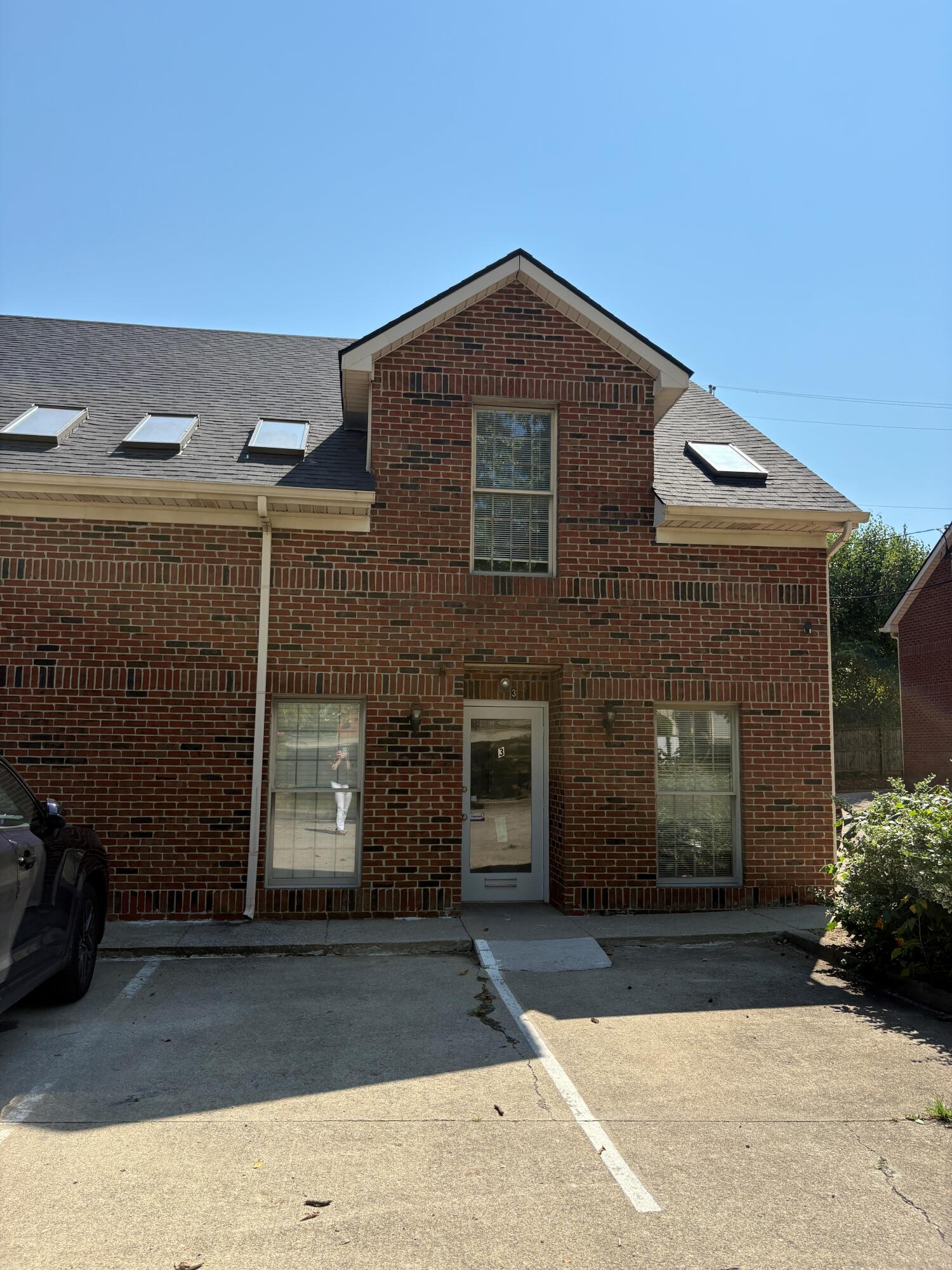 120 Dennis Drive 3 Property Photo 1