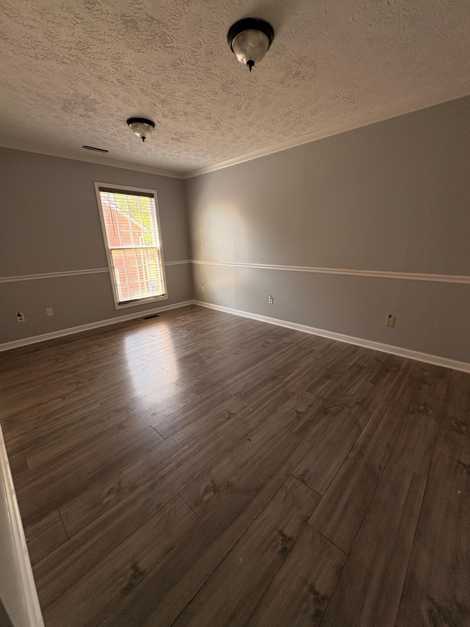 120 Dennis Drive 3 Property Photo 4