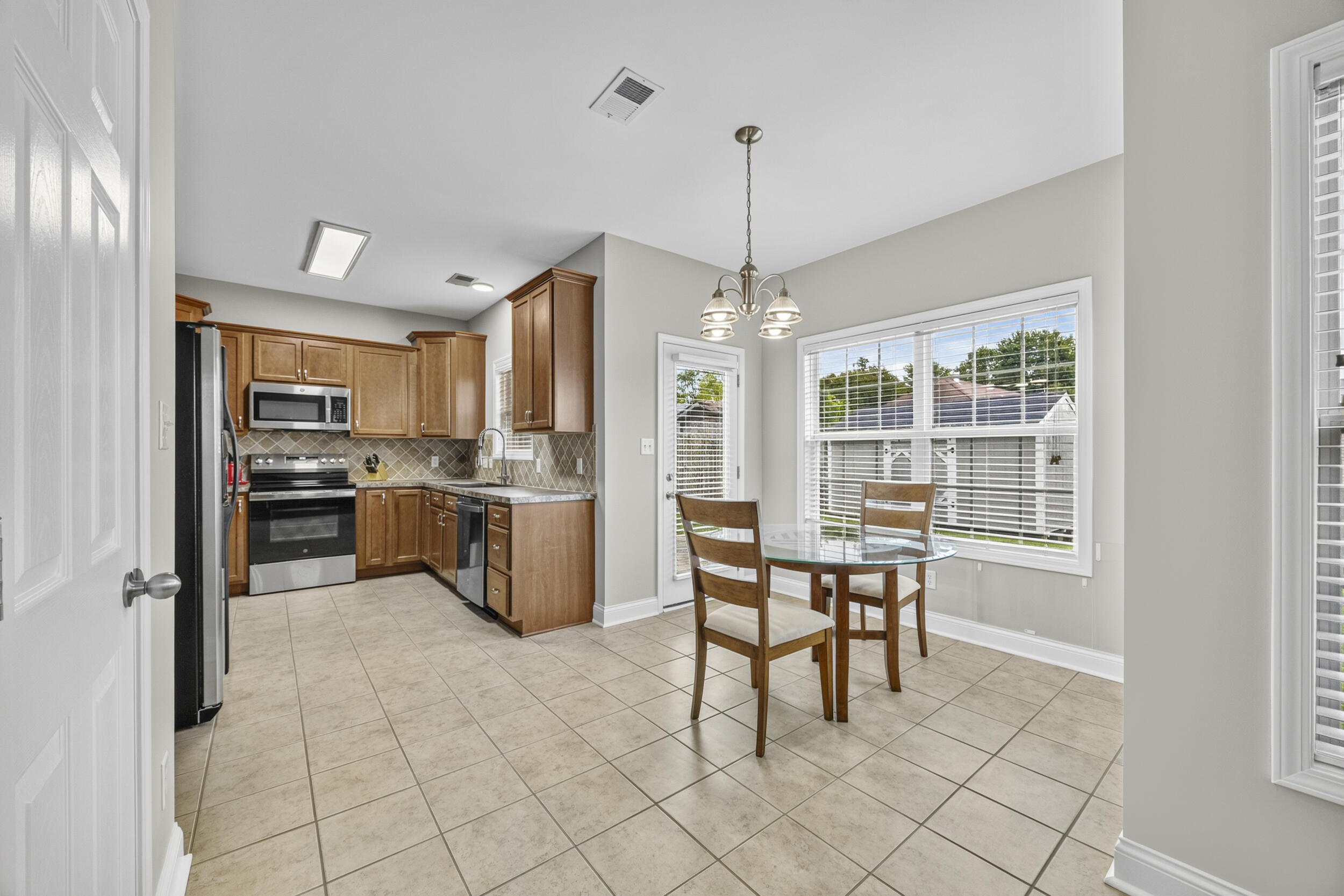 120 Dalton Road Property Photo 11