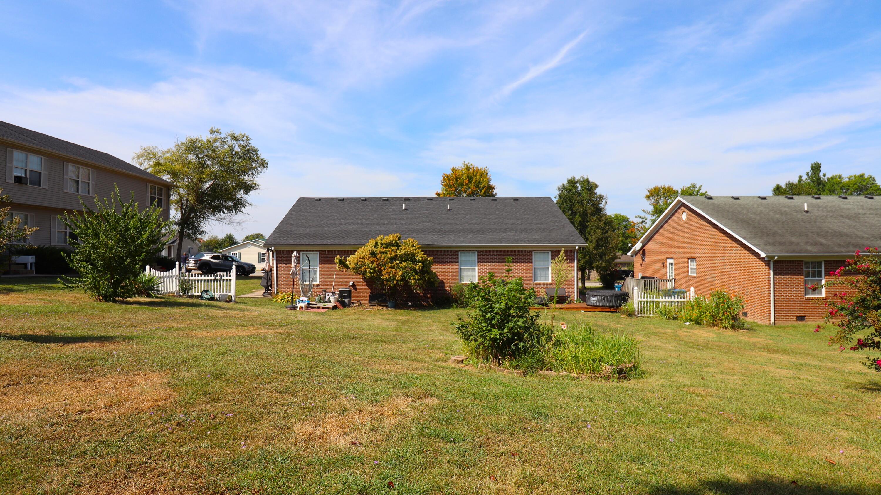 711-713 Park Way Avenue Property Photo 4
